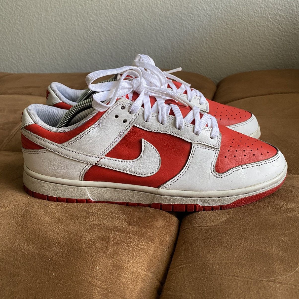 Nike Nike Dunk Low Championship Red Size US 9 / EU 42 - 3 Thumbnail