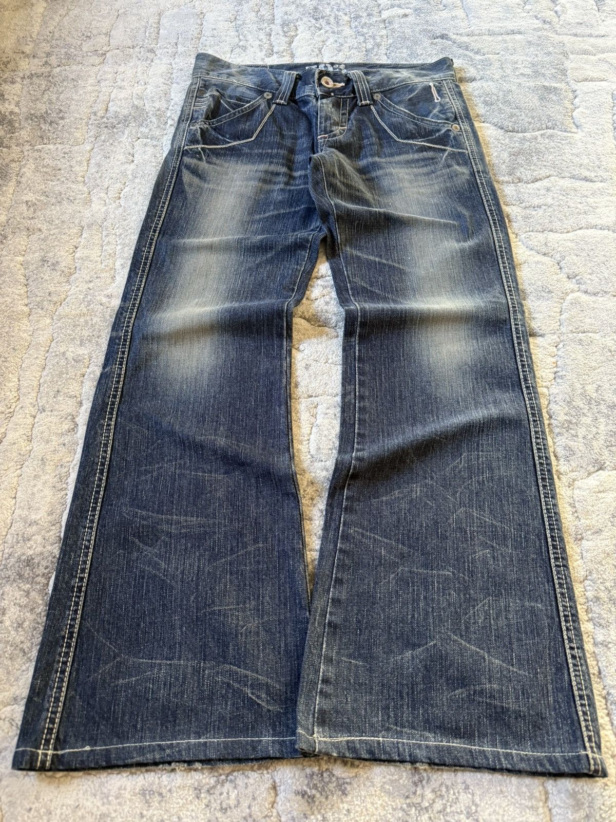 Le Grande Bleu (L.G.B.) Edwin 503 Japan Edition Flared Buckle Back Flared Jeans Size US 28 / EU 44 - 1 Thumbnail