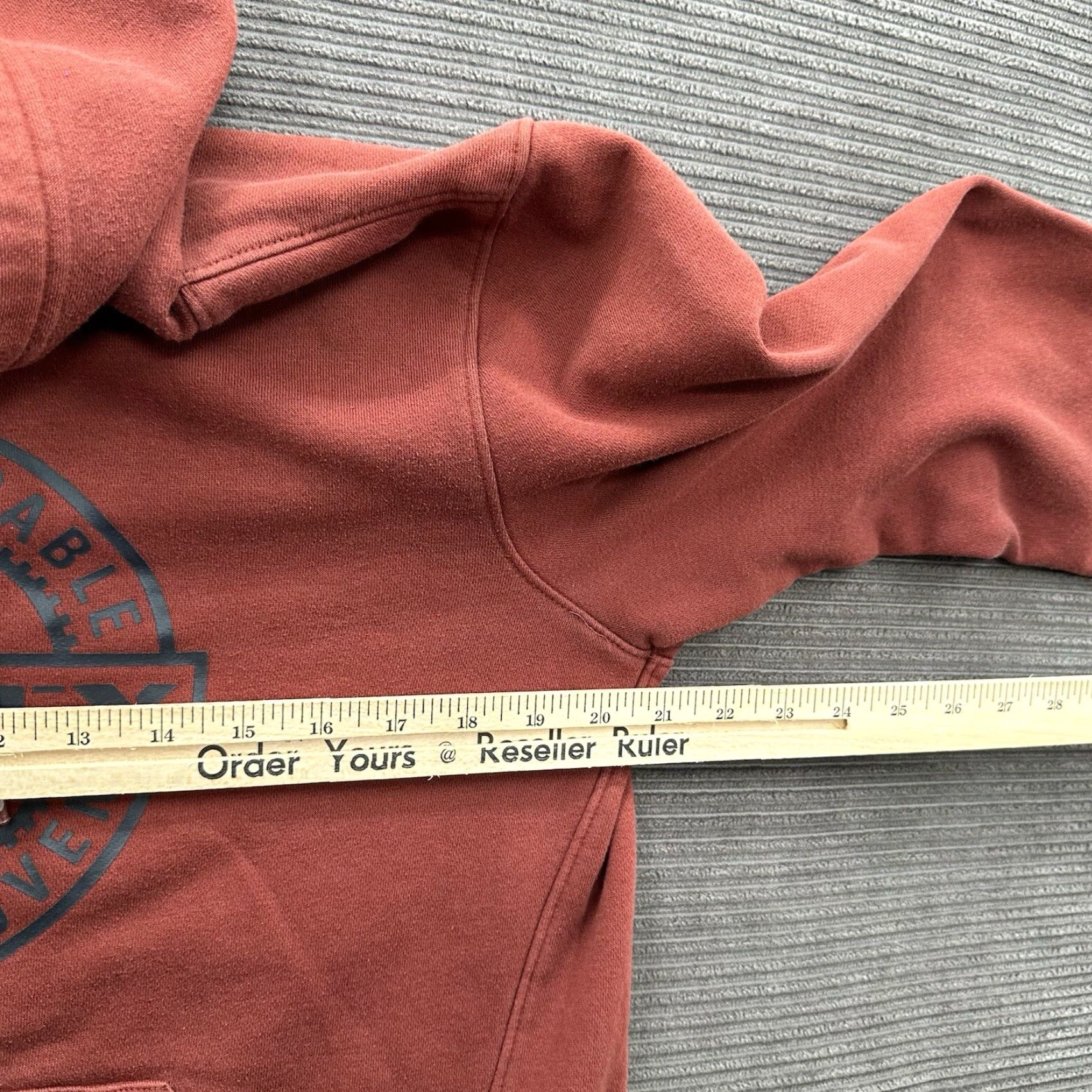 Oakley Oakley Hoodie Men M Cotton Long Sleeve Pullover Pockets Maroon Outdoor Logo Crew Neck Full Zipless Solid Regular Fit Outdoor Sweatshirt Size US M / EU 48-50 / 2 - 4 Thumbnail