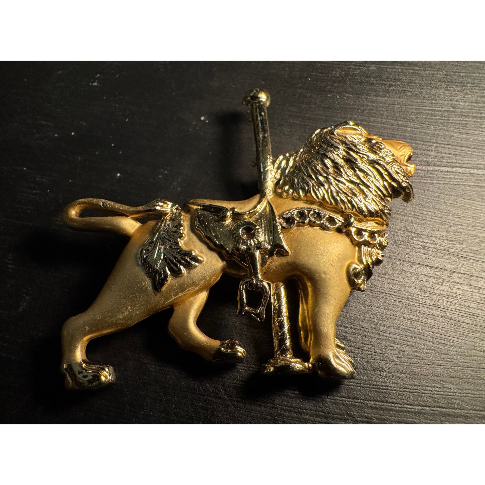 Other Carousel Lion Brooch Rhinestones (Great Detail) Size ONE SIZE - 3 Thumbnail
