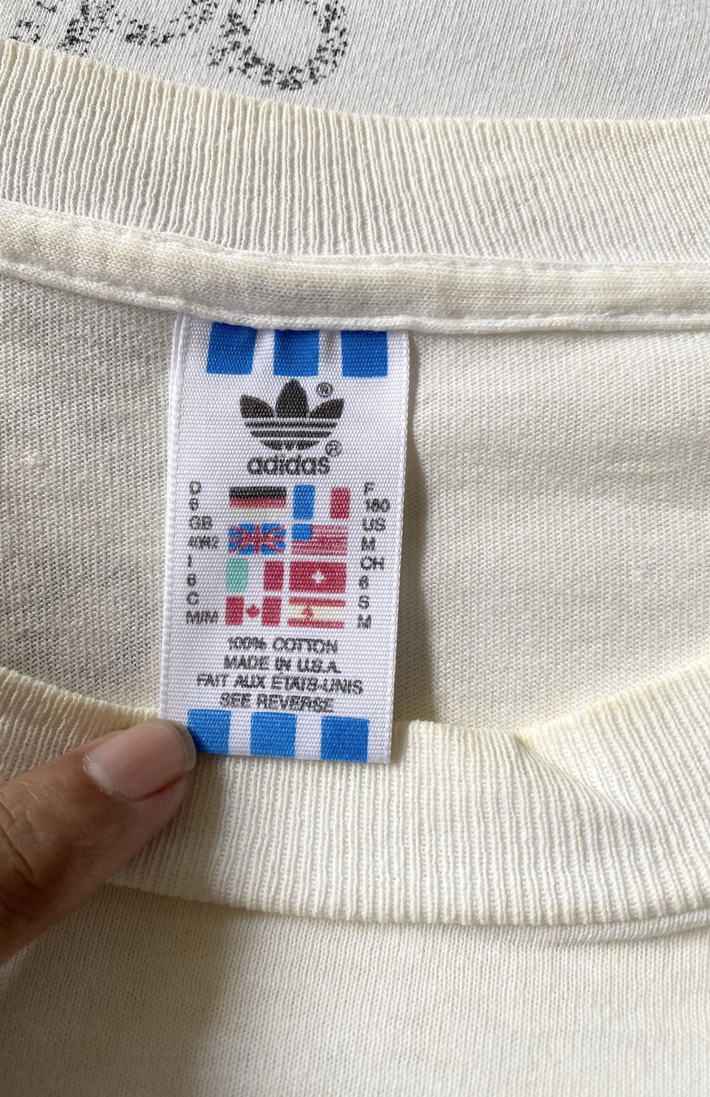 Vintage VINTAGE 1994 ADIDAS FIFA WORLD CUP OFFICIAL T SHIRT Size US M / EU 48-50 / 2 - 8 Thumbnail