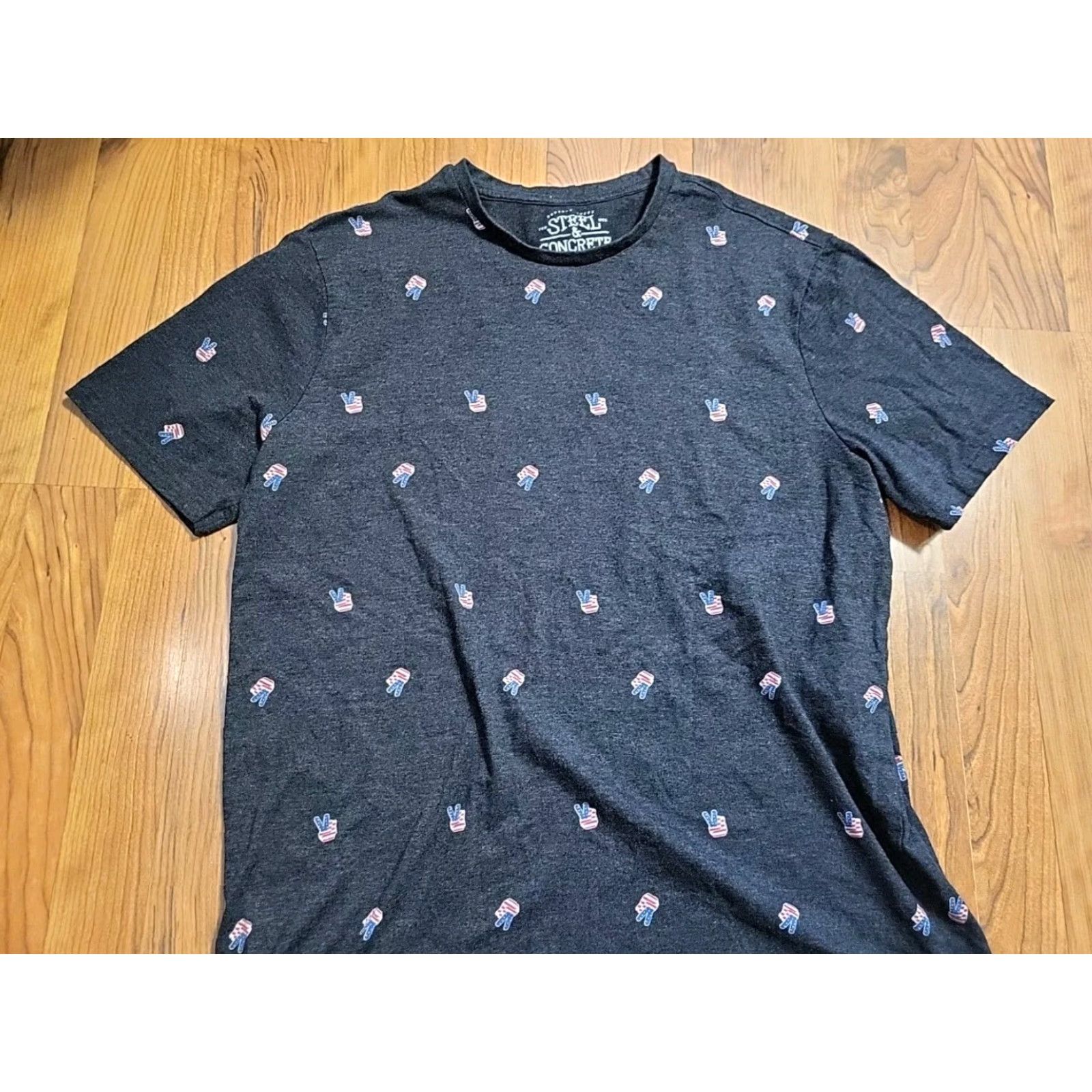 Vintage USA Patriotic Stars & Stripes T-Shirt Steel & Concrete L SS Gray Mens Regular Cotton Blend Shirt Size US L / EU 52-54 / 3 - 3 Thumbnail