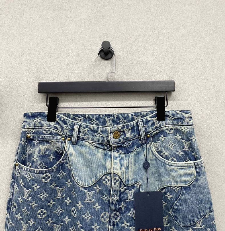 Louis Vuitton Louis Vuitton Nigo Co-branded Blue Full Print Jeans Size US 30 / EU 46 - 4 Thumbnail