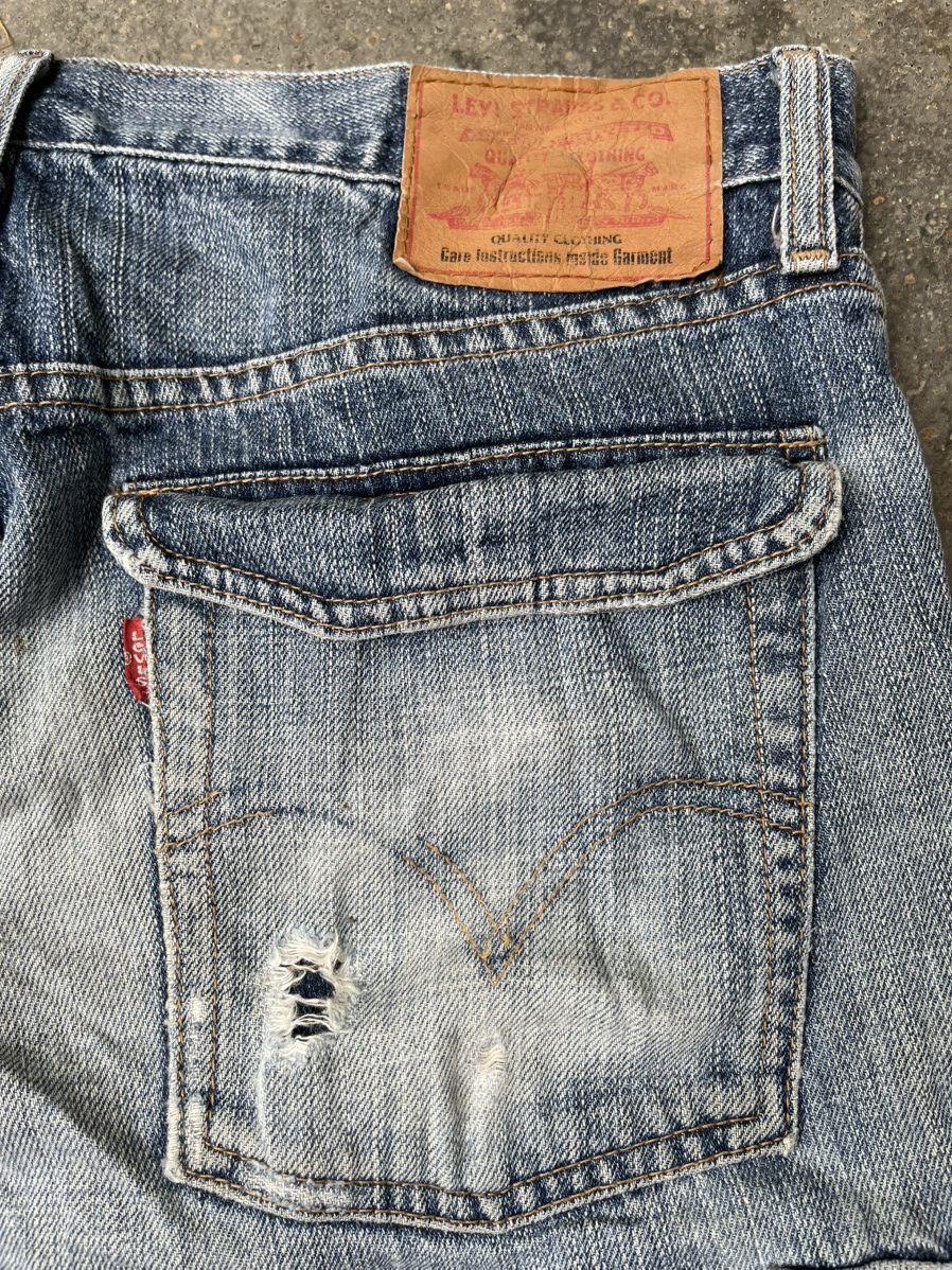 Levi's VINTAGE LEVIS CARGO JEANS BAGGY STYLE BONDAGE DISTRESSED Size US 35 - 11 Thumbnail