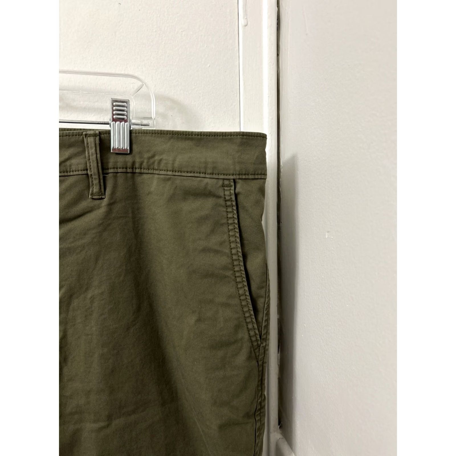 Levi's Levi's XX Chino Shorts Mens 40 Green Canvas Cotton Flat Front Casual Travel Regular Fit Pockets Zip Front Size US 40 / EU 56 - 4 Thumbnail