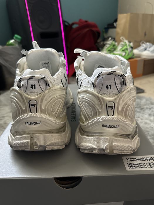 balenciaga race runners mens white