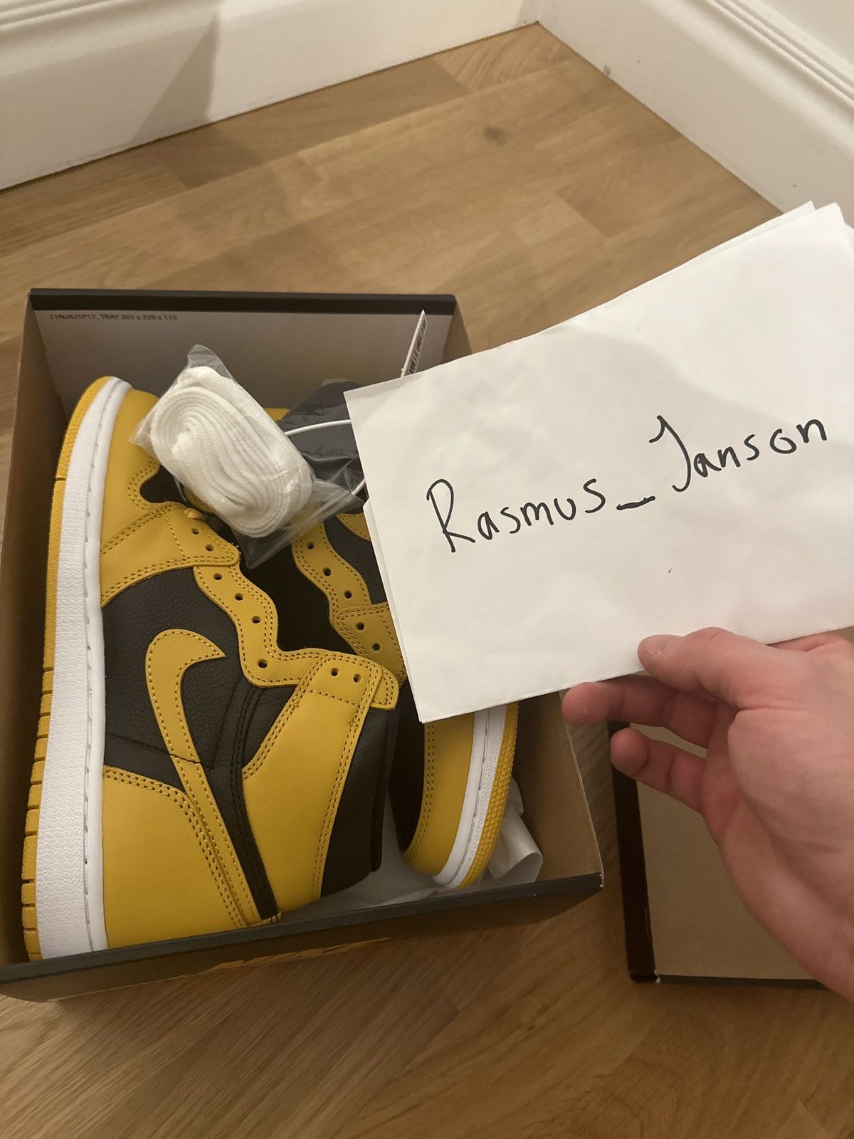 Jordan Brand × Nike Jordan 1 Pollen Size US 7.5 / EU 40-41 - 10 Thumbnail