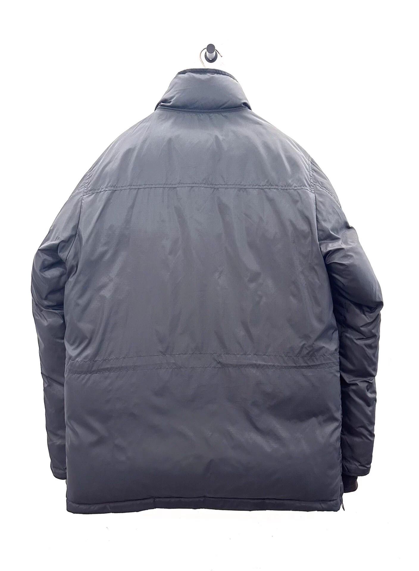 Canada Goose Canada Goose x Barneys NY Men's Blk Down Jacket L Side Logo Size US L / EU 52-54 / 3 - 2 Thumbnail