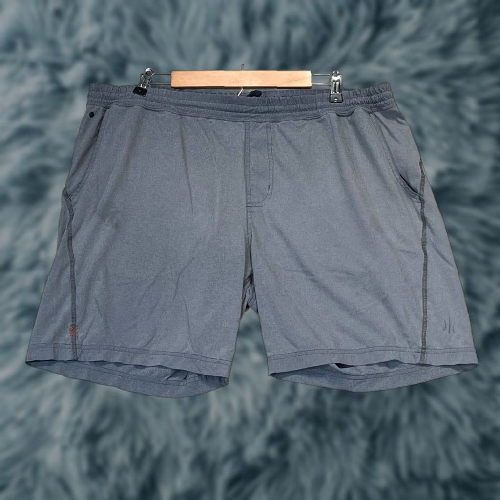 Rhone Rhone Shorts Gray Pull On Running Shorts Men's L Worn Elastic See Pics Size US 33 - 1 Thumbnail