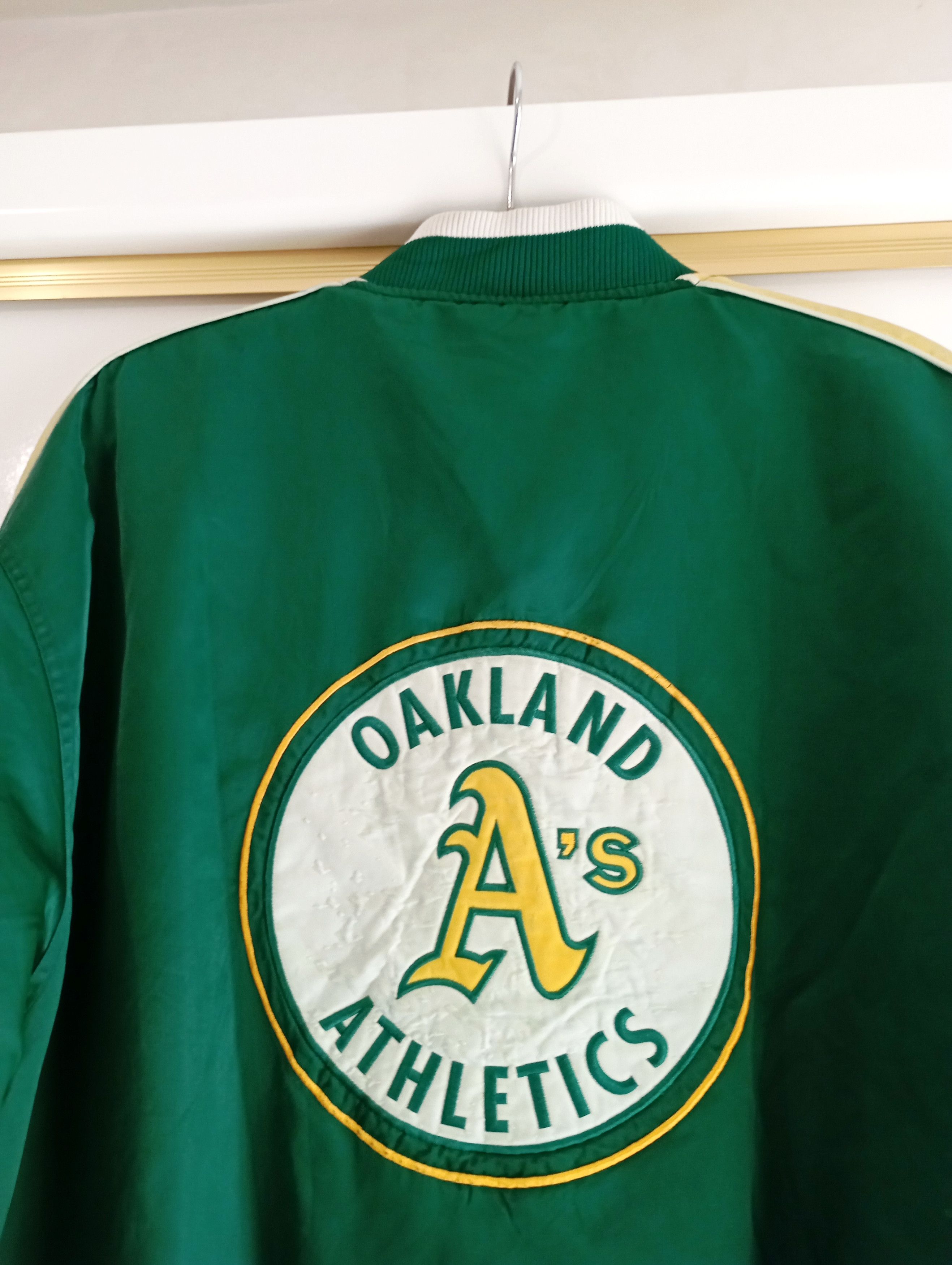 MLB Vintage Oakland Athletics Majestic Jacket Size US XL / EU 56 / 4 - 7 Thumbnail