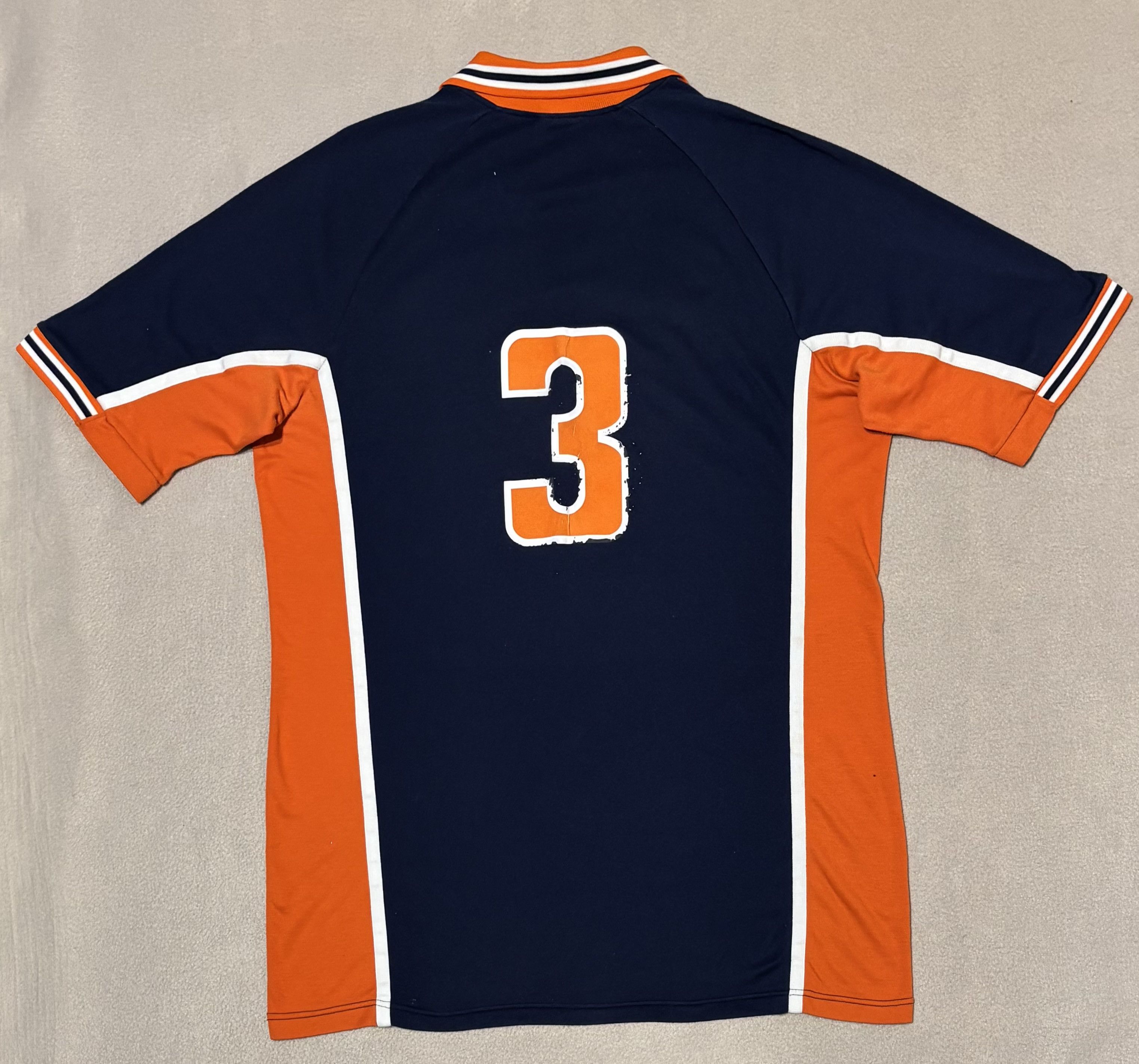 Mizuno Netherlands #3 Mizuno vintage volleyball jersey size L Size US L / EU 52-54 / 3 - 10 Thumbnail