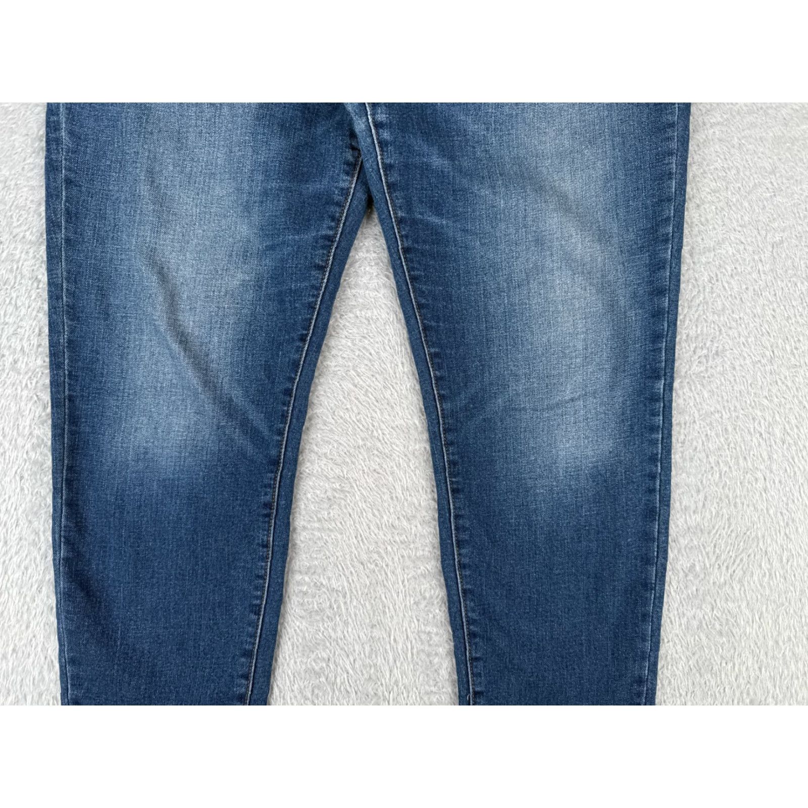 Old Navy Old Navy Jeans Womens 11 Blue Denim Boyfriend Distressed Low Rise Tapered 34x25 Size 32" / US 10 / IT 46 - 3 Thumbnail