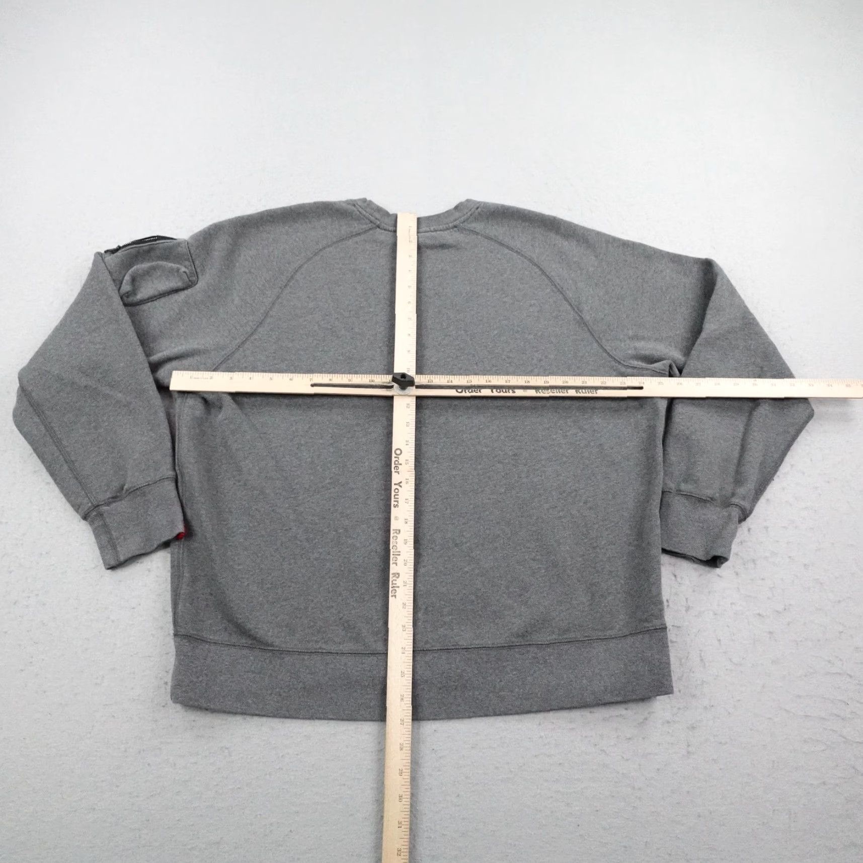 Nike Nike Sweatshirt Mens XL Gray AW77 Fleece Crewneck Pullover Swoosh Gym Size US XL / EU 56 / 4 - 7 Thumbnail