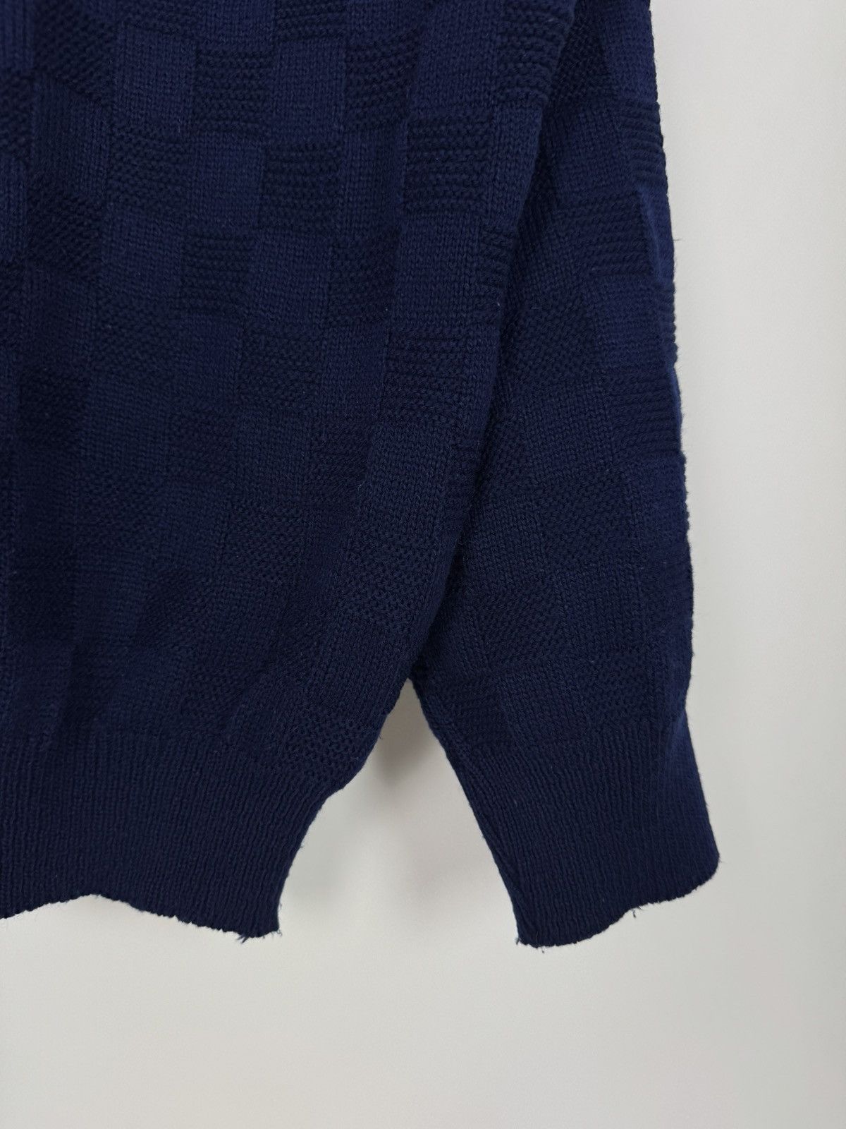 Lacoste 1990’s Vintage Lacoste Club V-Neck Cable Knit Sweater Size US L / EU 52-54 / 3 - 14 Thumbnail