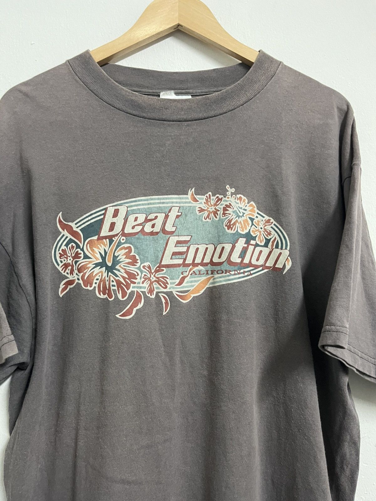 Sun Surf 💥Offer💥 Vintage Beat Emotion California Surf T Shirts Size US XL / EU 56 / 4 - 4 Thumbnail