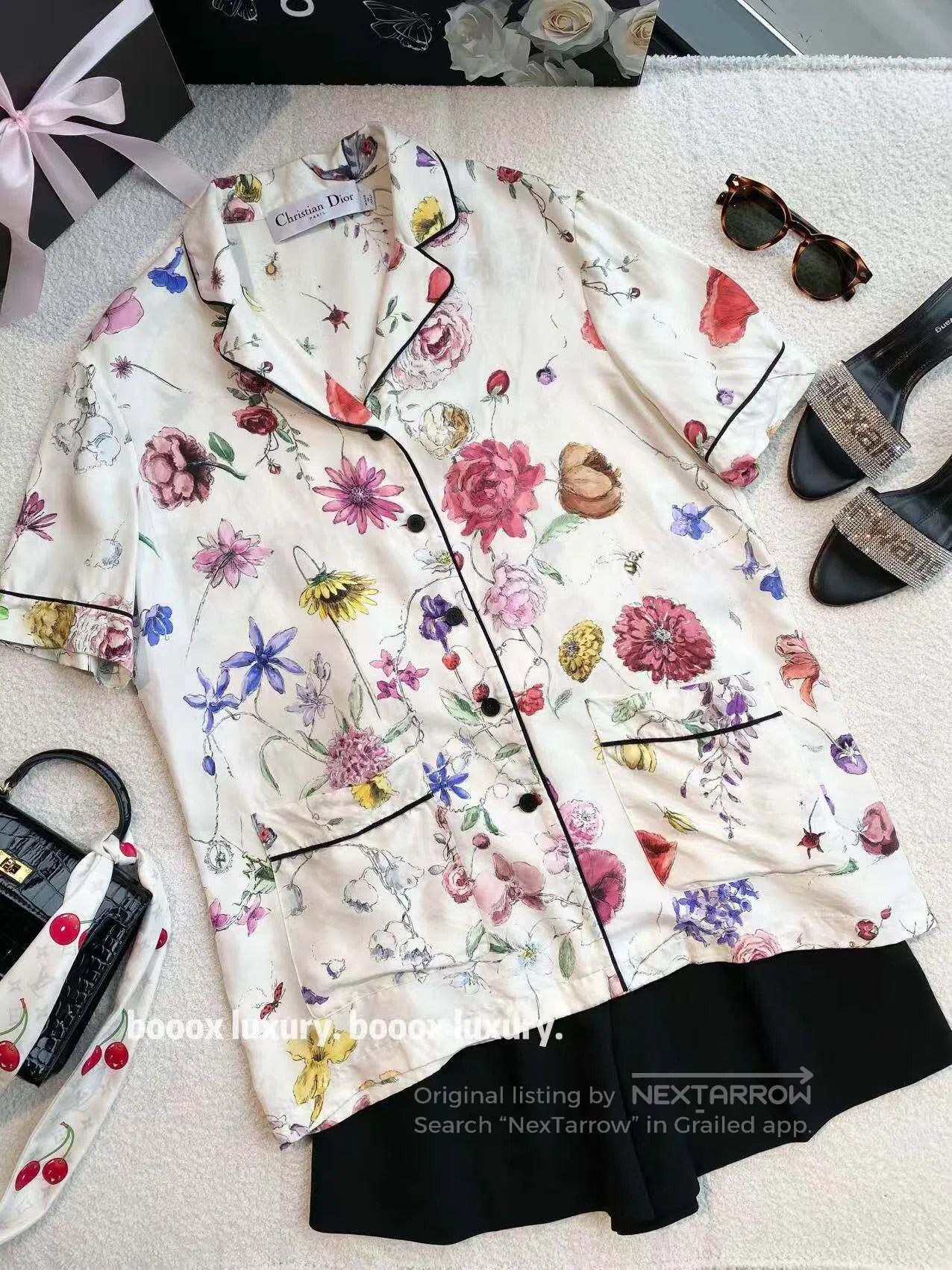 Dior Dior Floral embroidered short-sleeved shirt| Size XS / US 0-2 / IT 36-38 - 1 Thumbnail