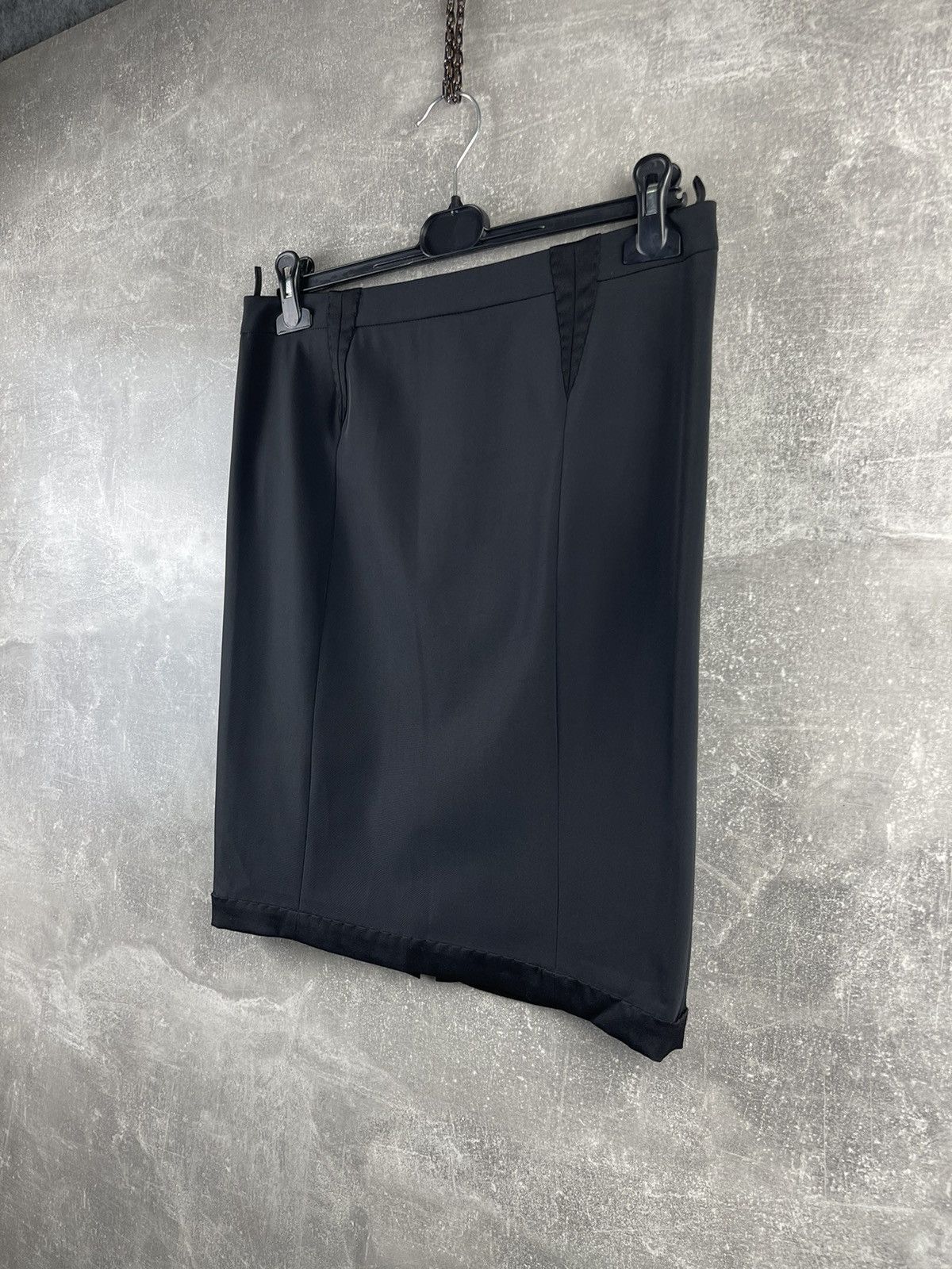 Prada × Vintage Prada Red Tab Archive Vintge 00s Black Skirt Size 30" / US 8 / IT 44 - 2 Thumbnail