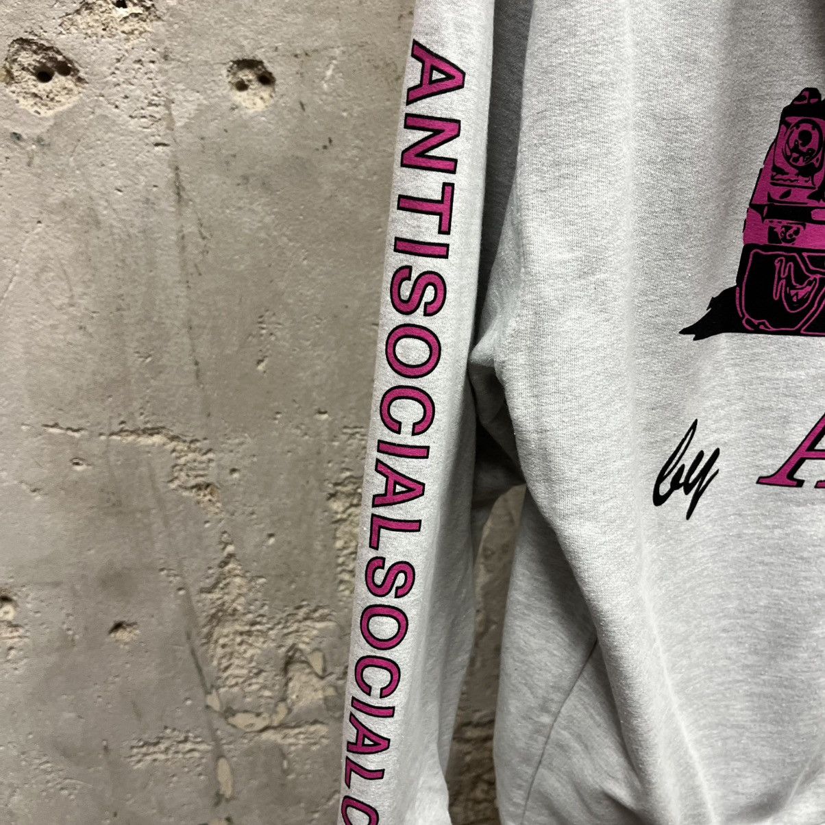 Anti Social Social Club Anti Social Social Club ASSC Berlin Pink Car Sweatshirt M Size US M / EU 48-50 / 2 - 2 Thumbnail