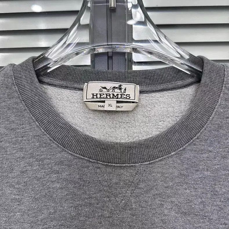 Hermes Hermes Gray Dragon Printed Sweatshirt Size XL / US 12-14 / IT 48-50 - 3 Thumbnail