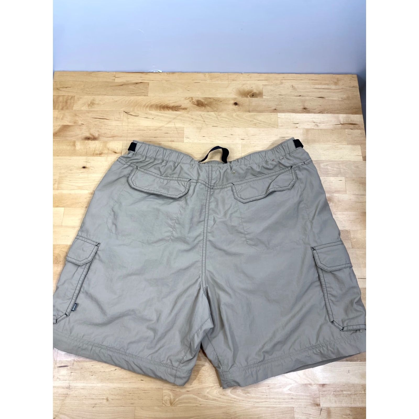 Vintage REI Convertible Khaki Shorts Hiking Camping Fishing Cargo Short Men M Brown 90s Outdoors Pockets Cargo Wide 1940 Vintage Size US 31 - 7 Thumbnail