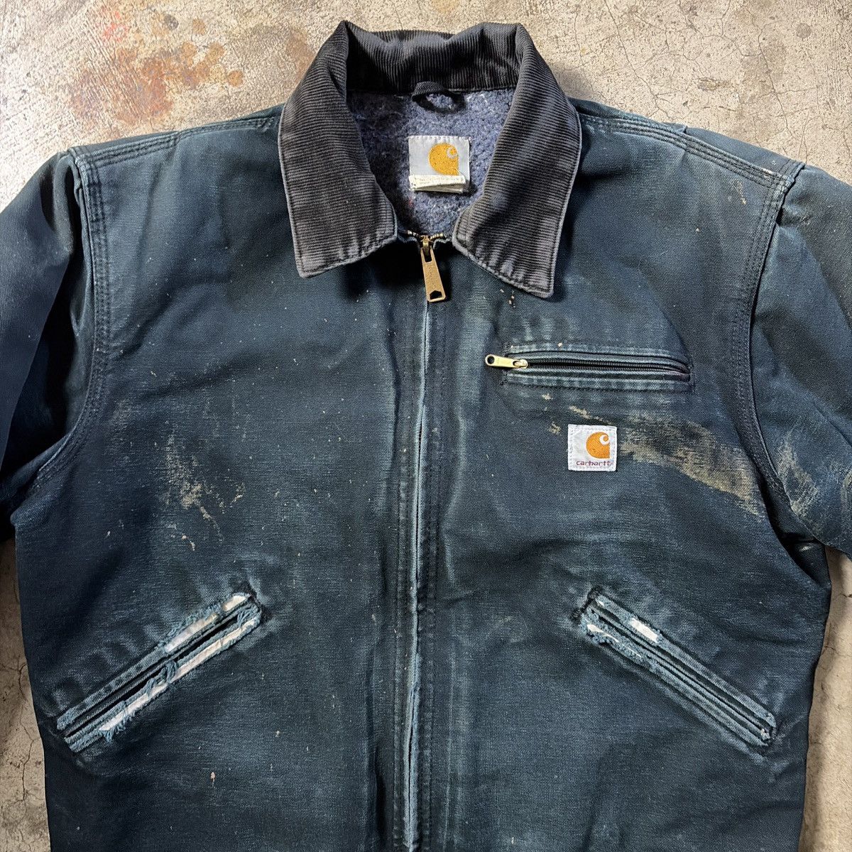 Carhartt Thrased distressed Carhartt Detroit jacket Black J01 BLK Size US M / EU 48-50 / 2 - 3 Thumbnail