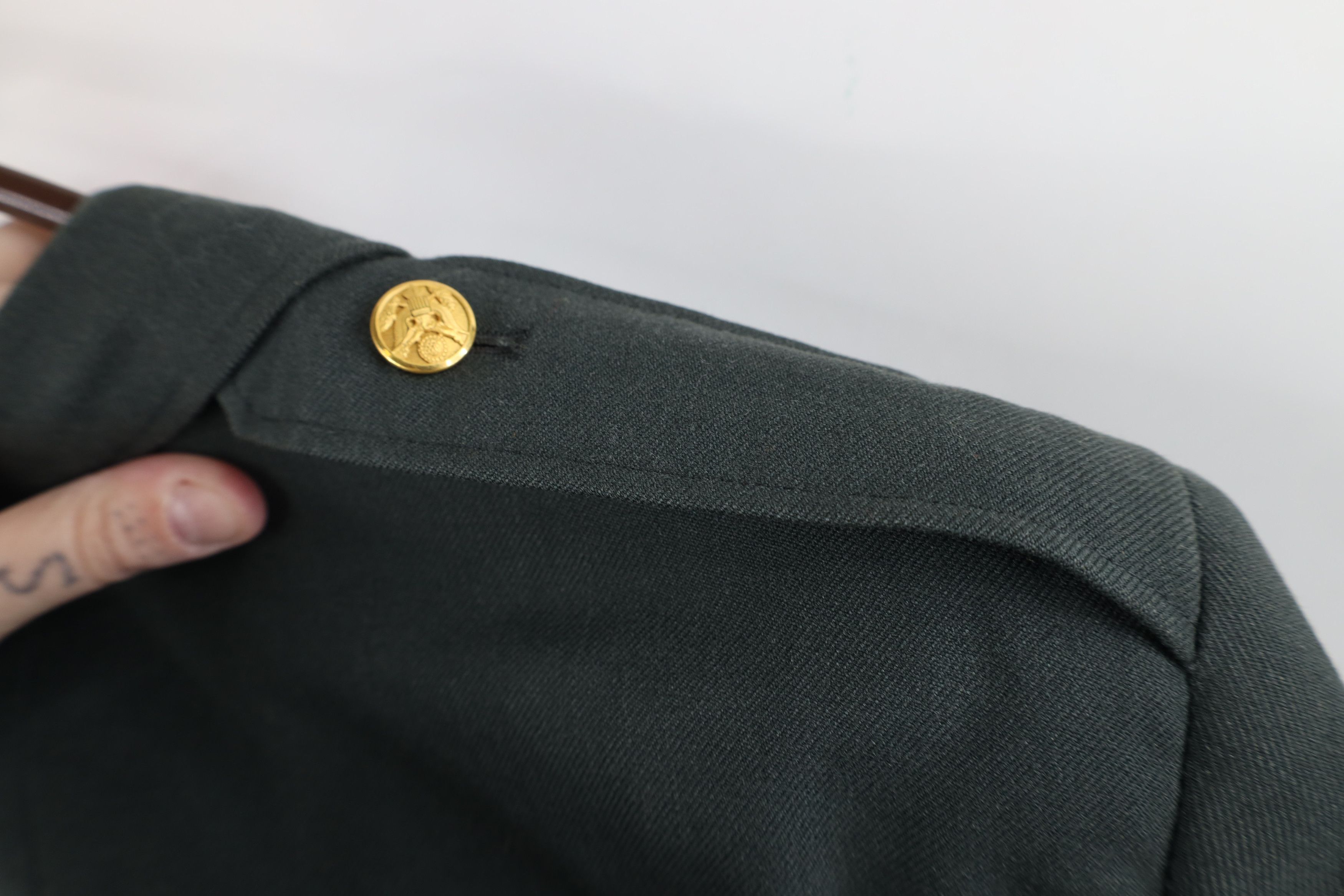 Vintage Vintage 60s Vietnam Era Class 3 Officer Jacket Green USA Size US L / EU 52-54 / 3 - 12 Thumbnail