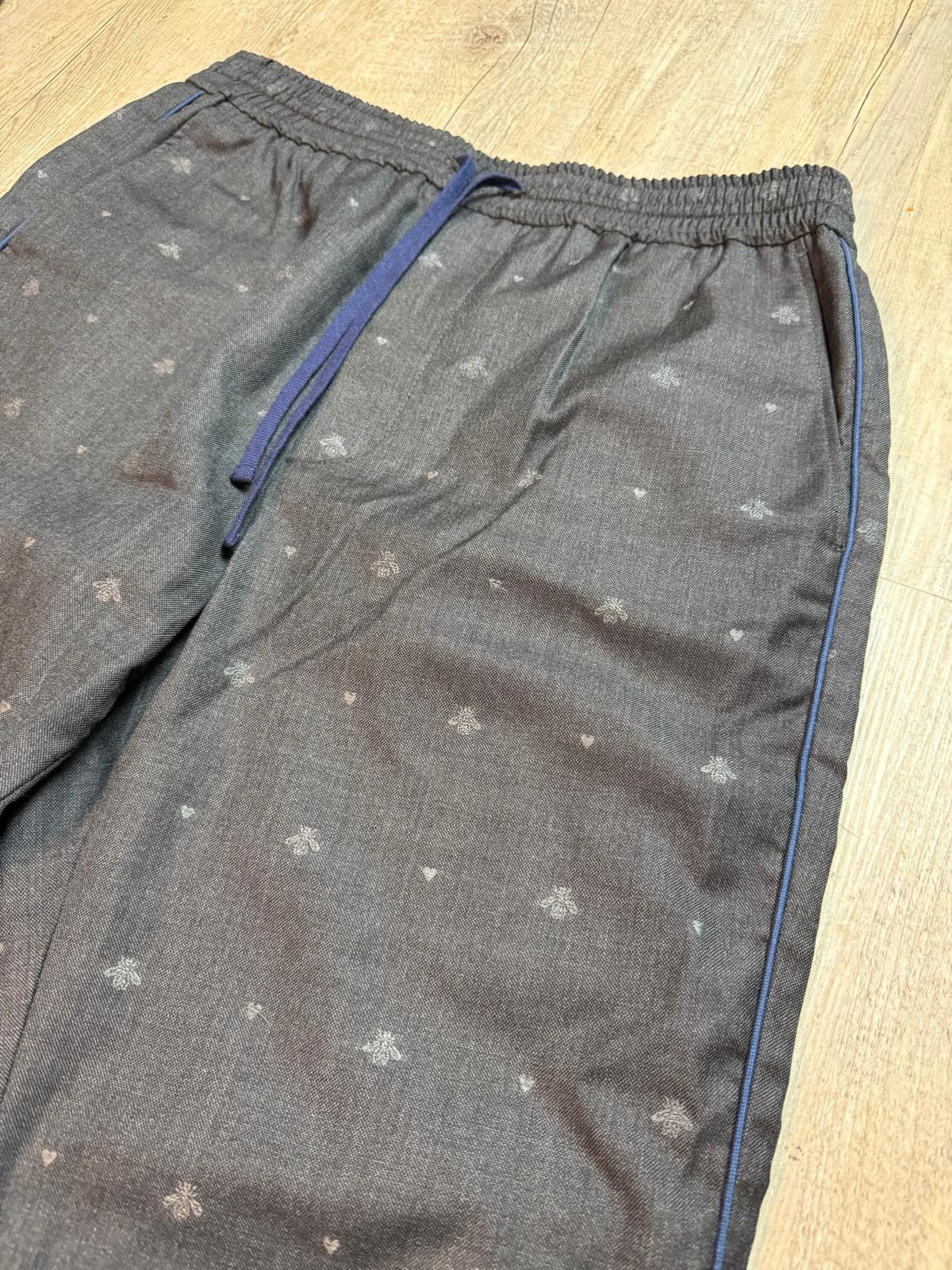 Gucci Gucci runway 1/1 monogram print thin suit jogger pants Size US 30 / EU 46 - 2 Thumbnail