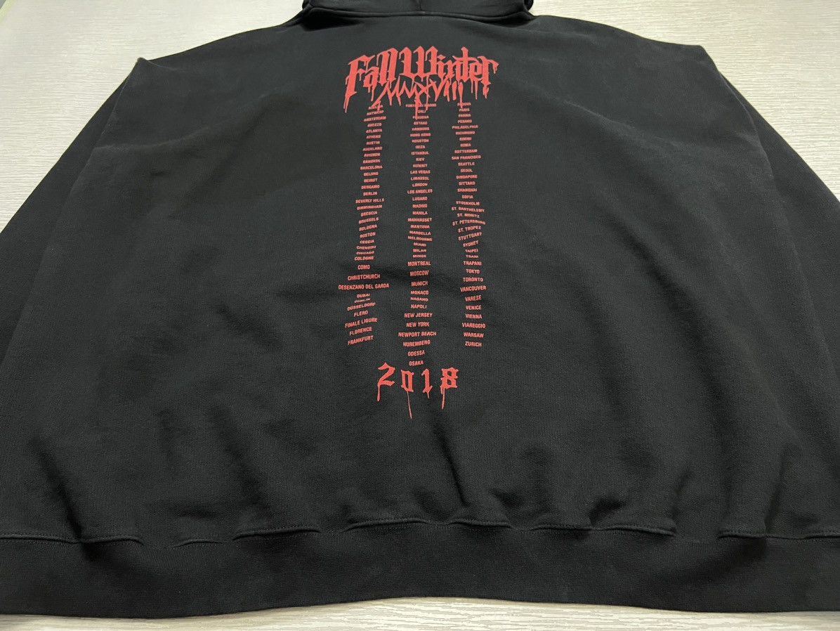 Vetements Vetements - F/W 18 - Metal Tour Hoodie Size US L / EU 52-54 / 3 - 17 Thumbnail