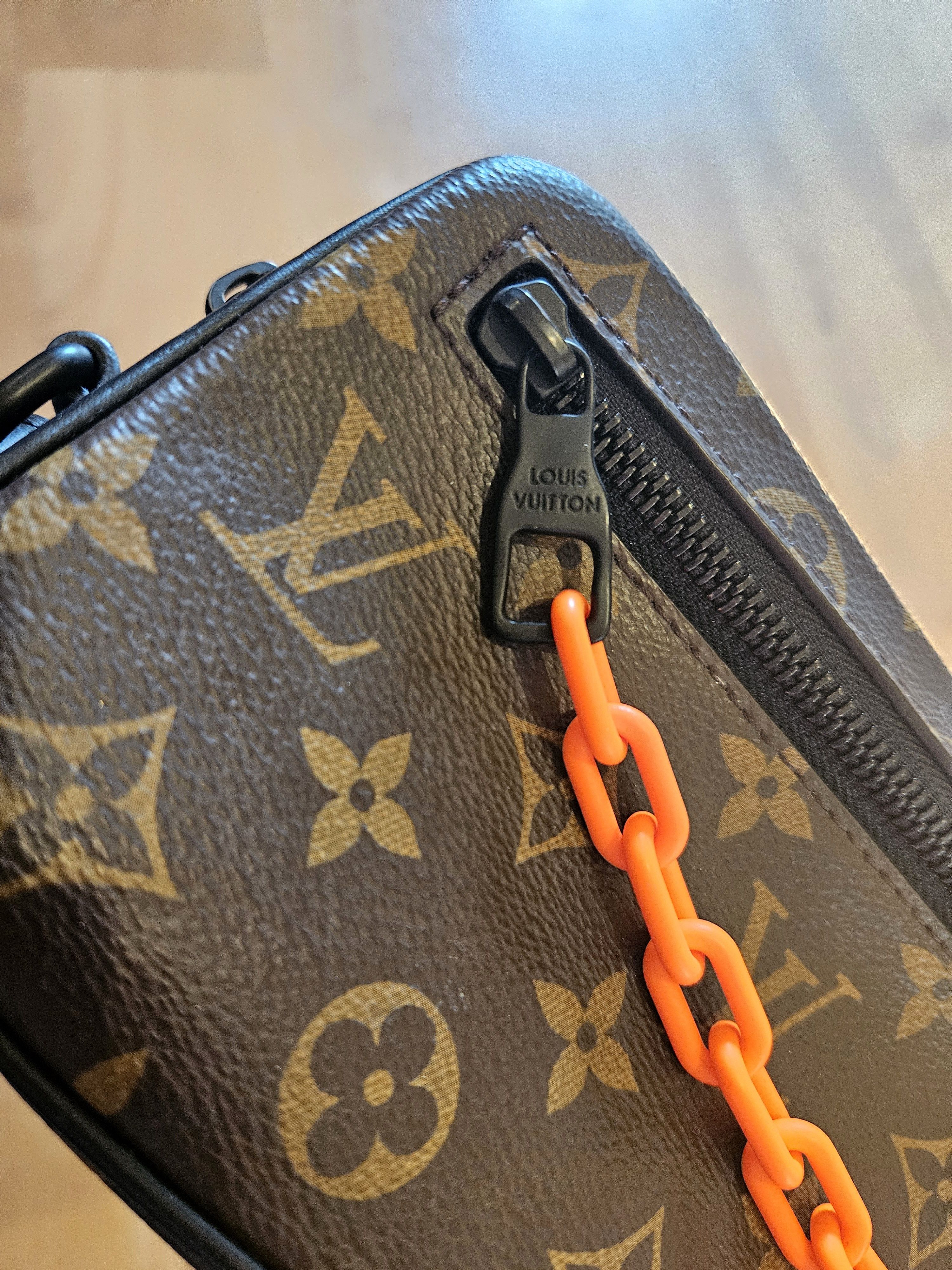 Louis Vuitton Louis Vuitton Pochette Volga Brown Size ONE SIZE - 4 Thumbnail
