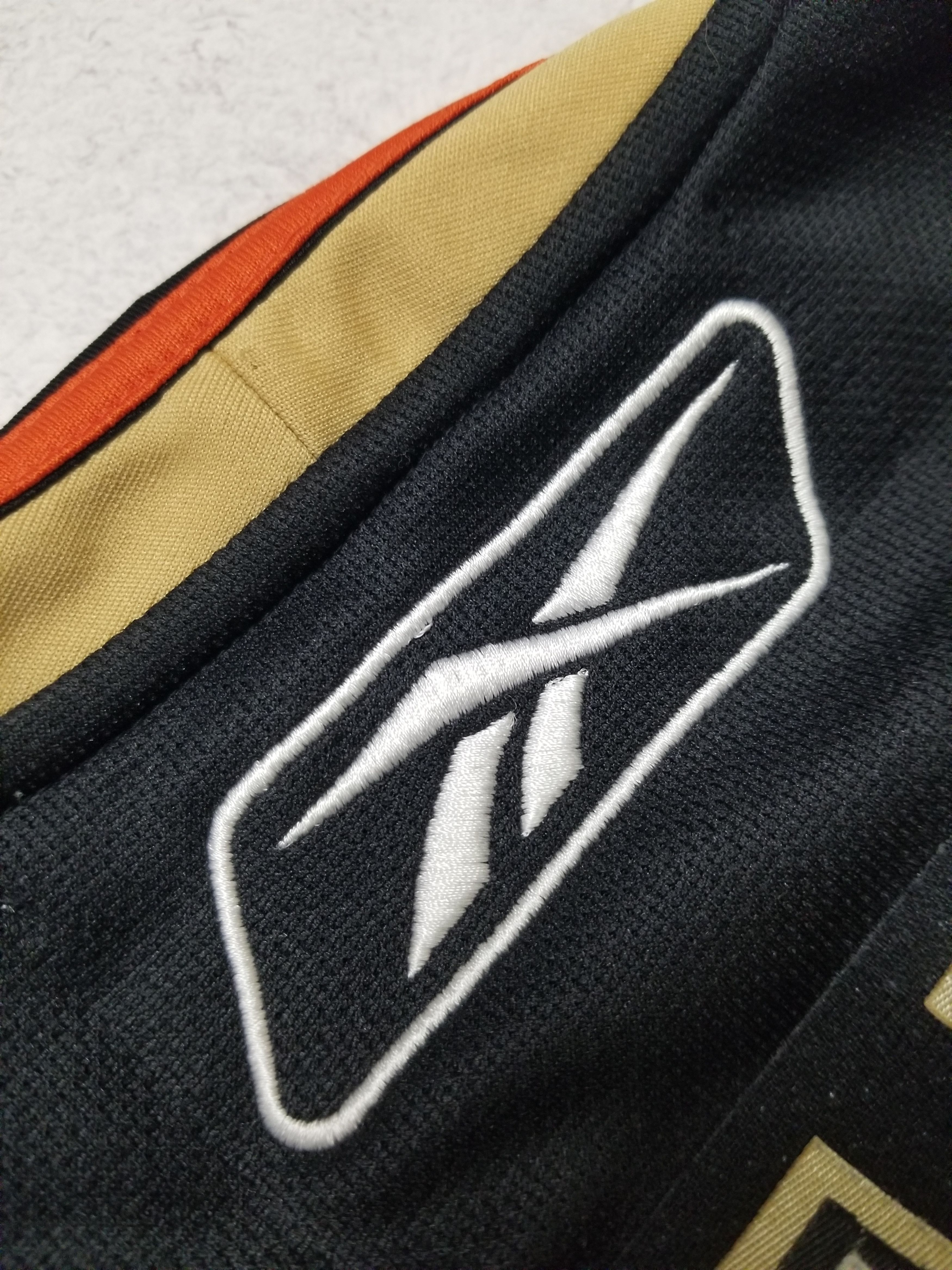 Reebok Anaheim Ducks #1 Jonas Hiller Signed Autographed Jersey Size US XL / EU 56 / 4 - 5 Thumbnail