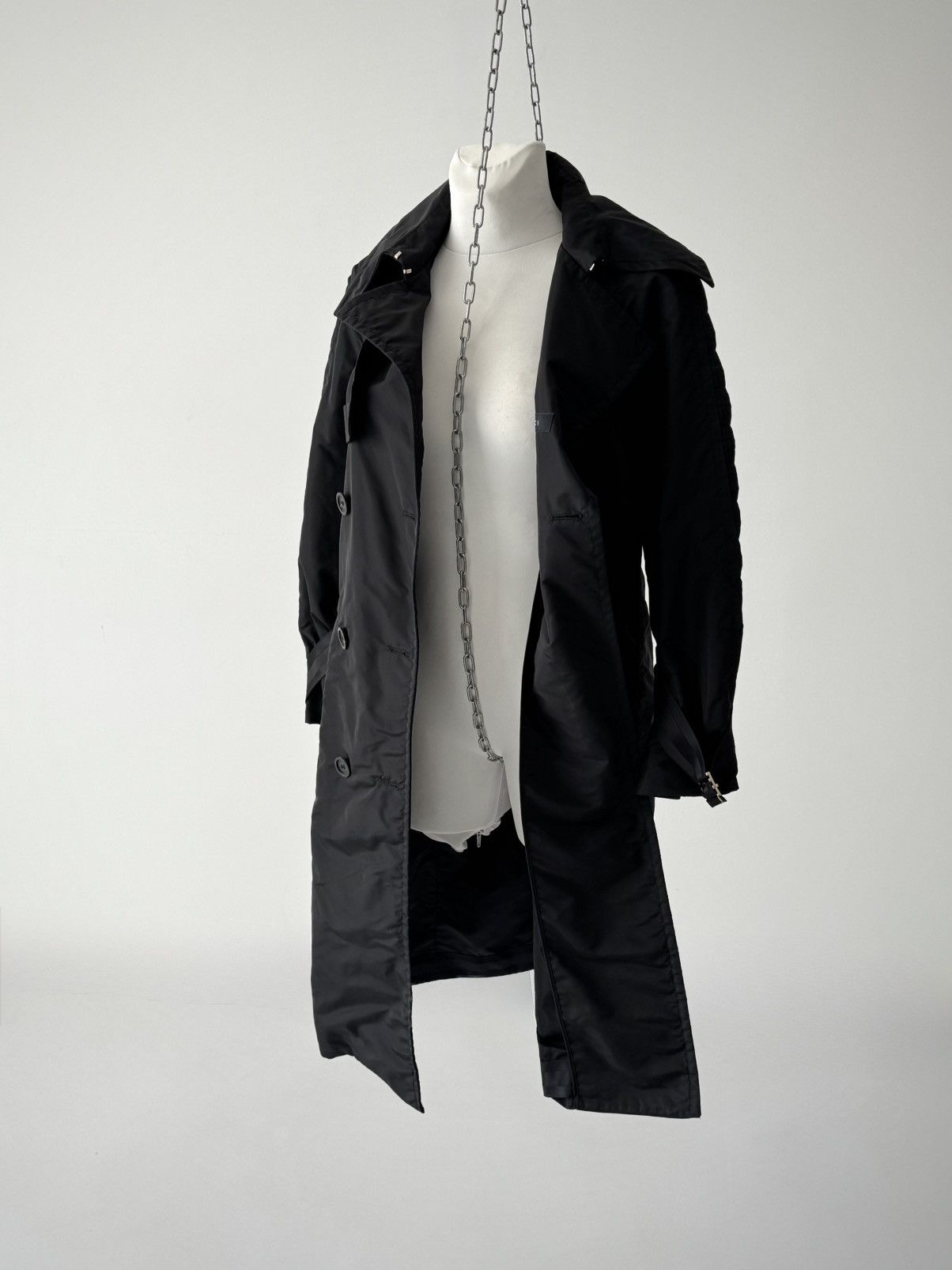Gucci Vintage 2004 Gucci by Tom Ford Nylon Trench Coat Size S / US 4 / IT 40 - 4 Thumbnail