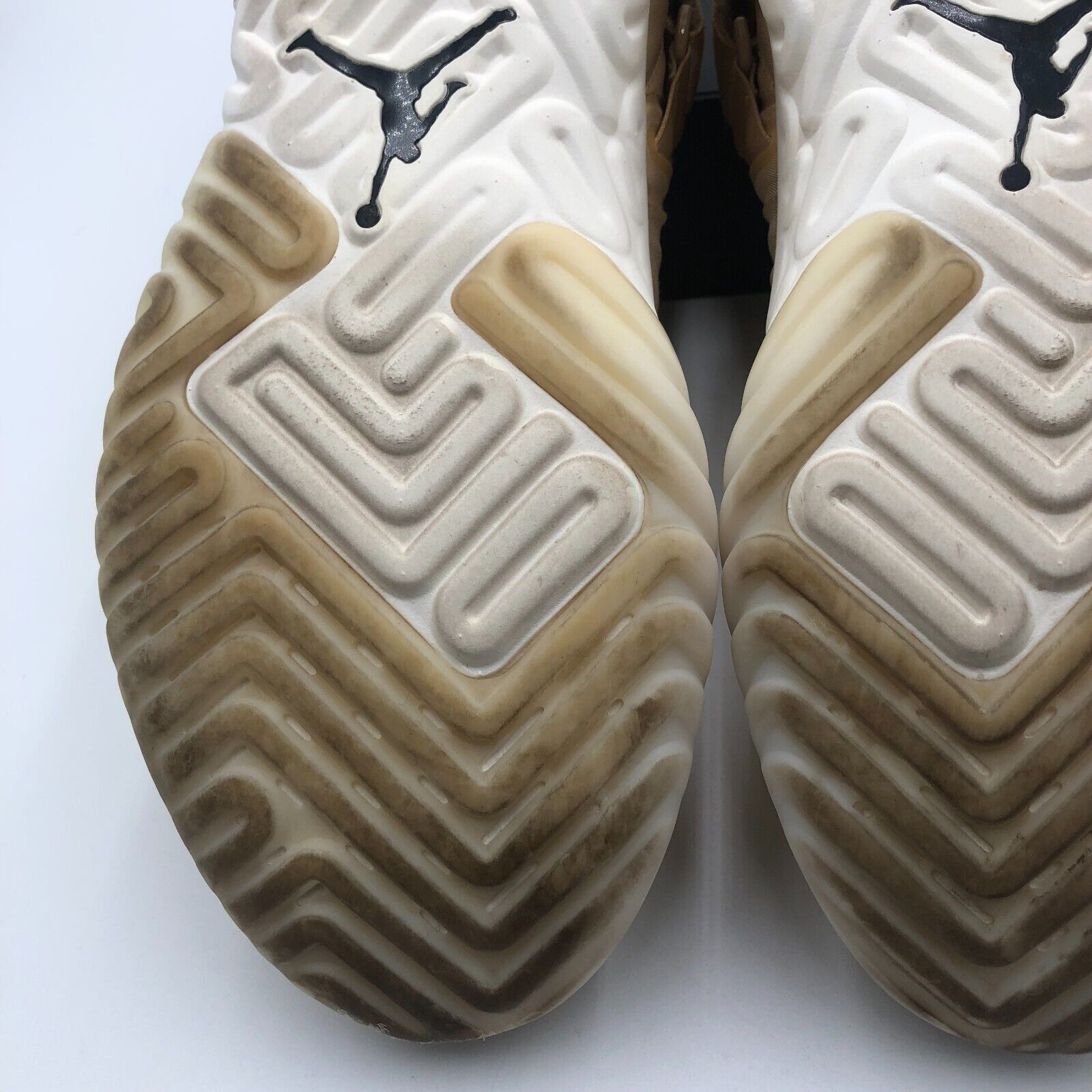 Jordan Brand Size 11.5 - Jordan Proto React Light Cream Size US 11.5 / EU 44-45 - 18 Thumbnail
