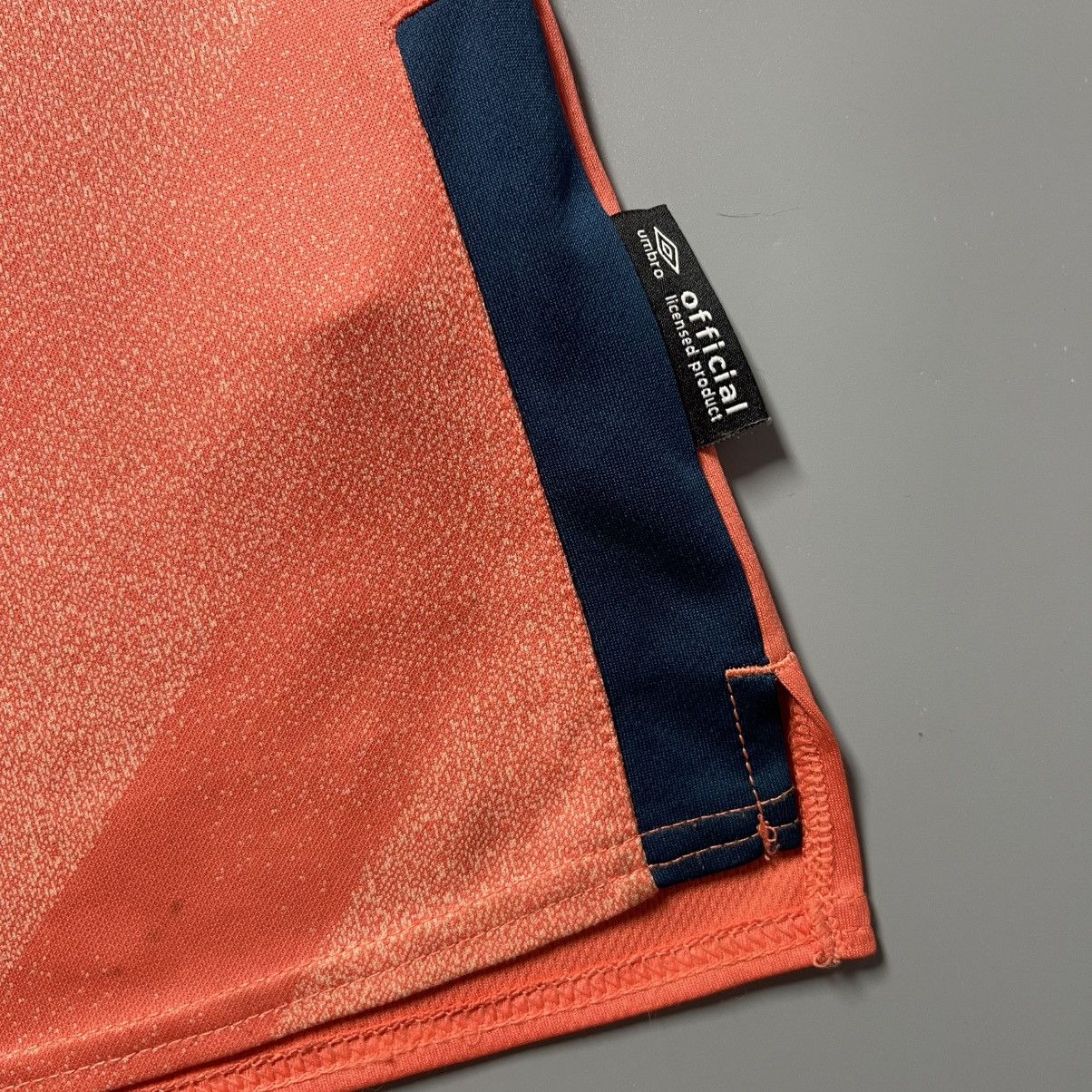 Umbro EVERTON UMBRO 2019/2020 FOOTBALL AWAY JERSEY #20 BERNARD Size US L / EU 52-54 / 3 - 6 Thumbnail