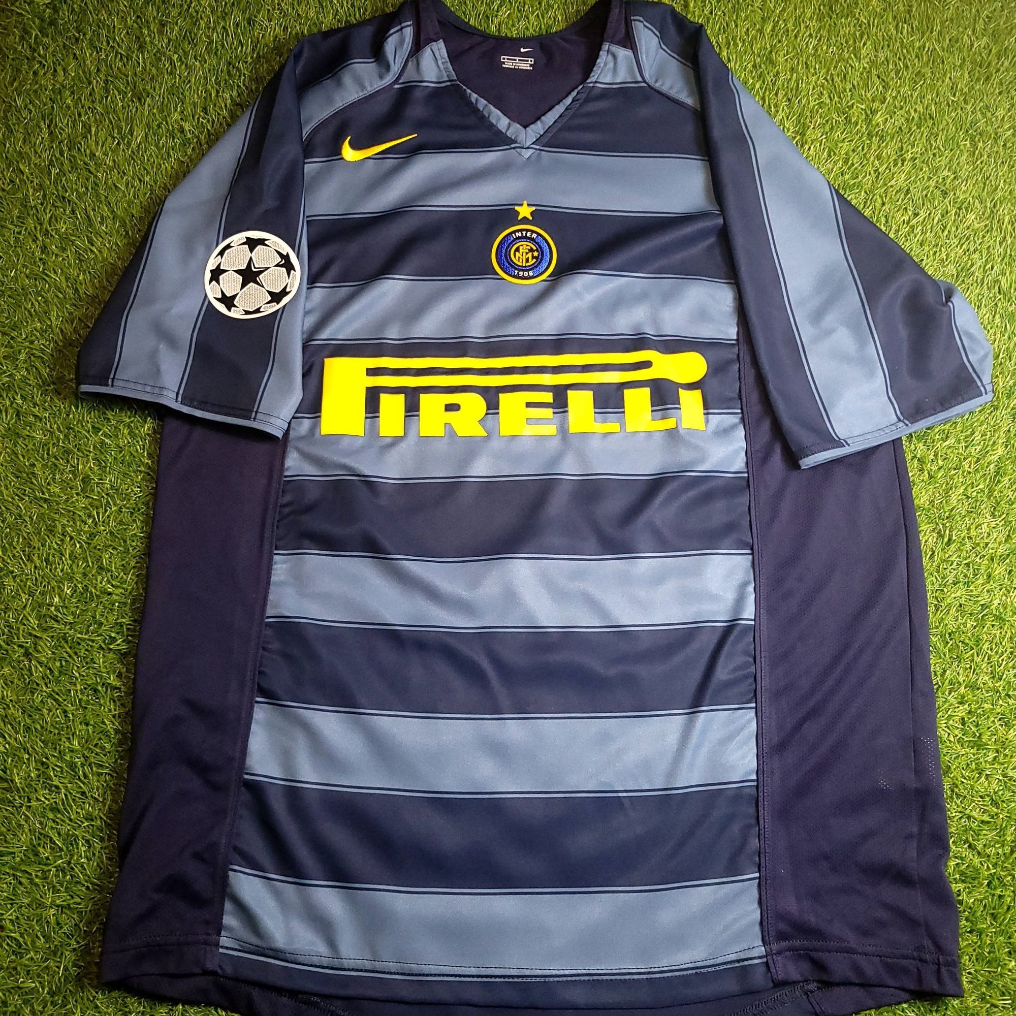 Nike Adriano Inter Milan 2004 2005 2006 Third UEFA Soccer Jersey Size US L / EU 52-54 / 3 - 2 Thumbnail