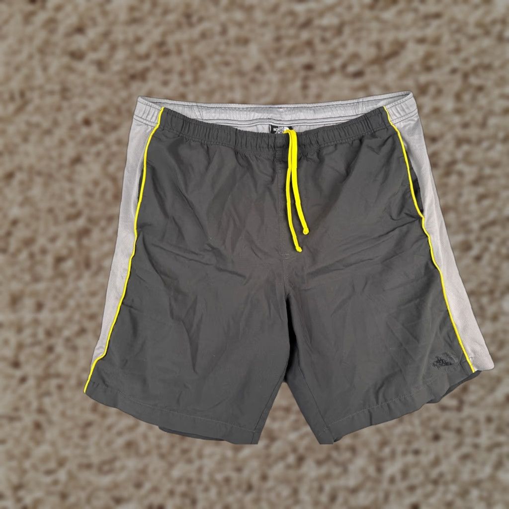 The North Face The North Face Shorts Men Large Gray Yellow 100% Polyester Run Gym Hike READ Size US 33 - 1 Thumbnail