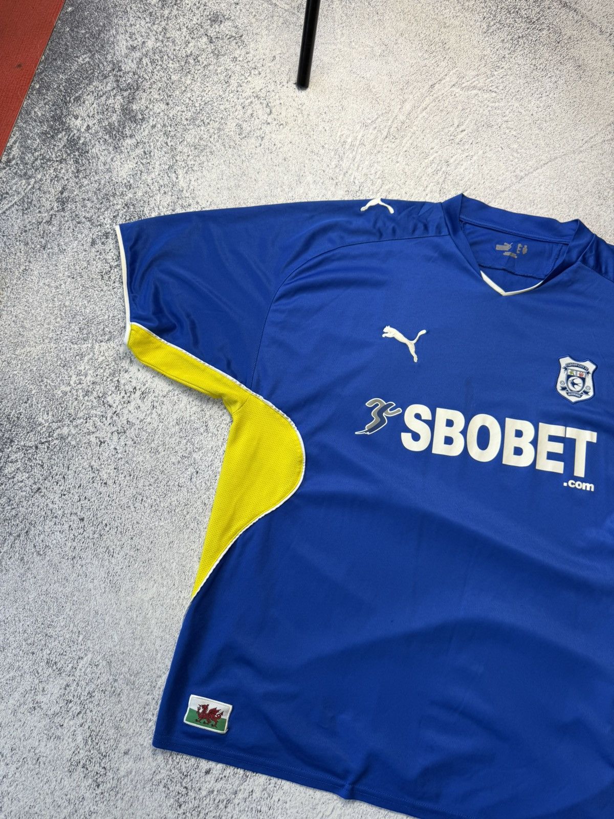 Puma Vintage Puma Cardiff City 2009/10 Home Shirt Soccer Jersey Size US XL / EU 56 / 4 - 2 Thumbnail