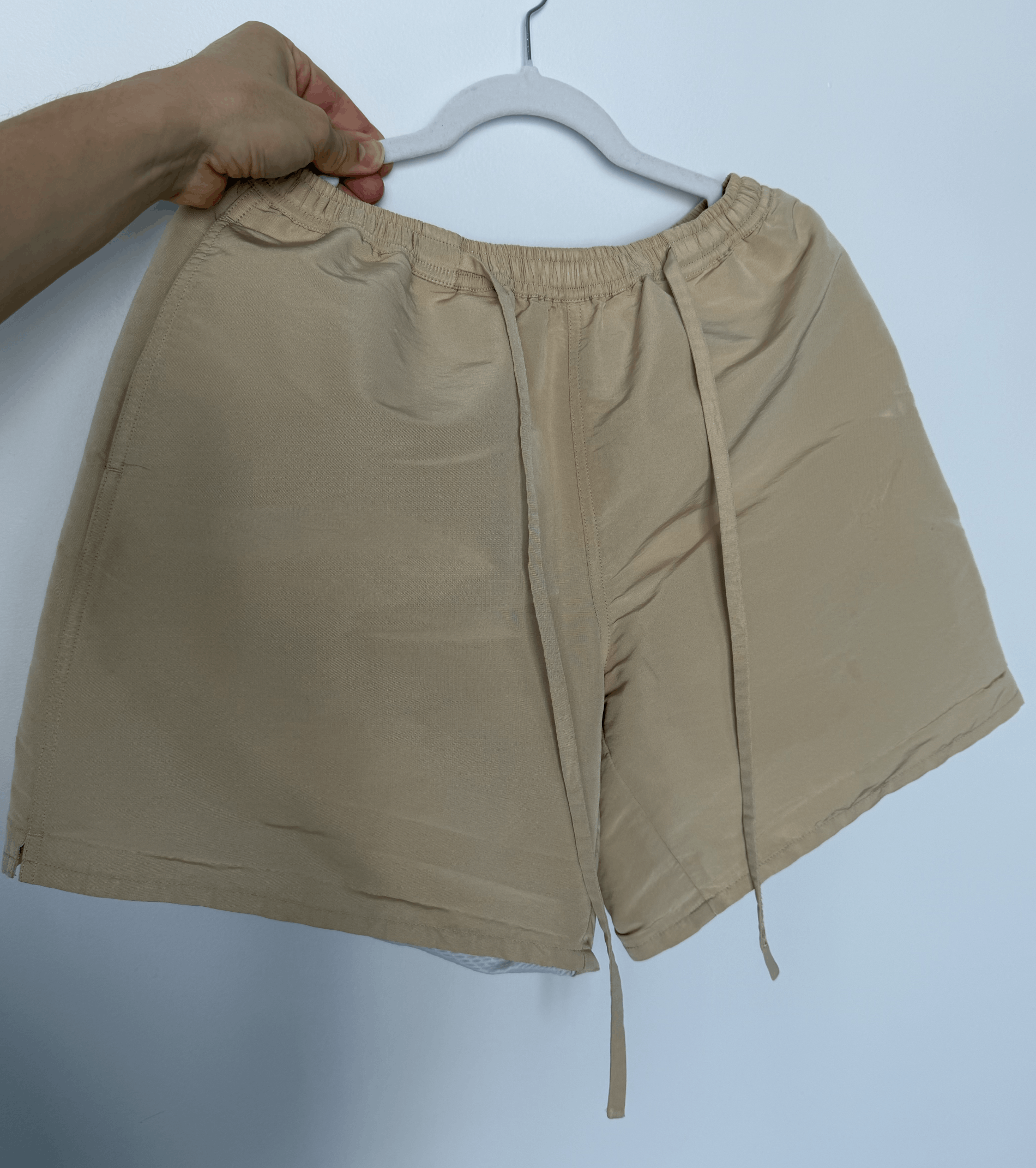 Acne Studios Taffeta Shorts Sand Beige. Size M. Size US 32 / EU 48 - 11 Thumbnail