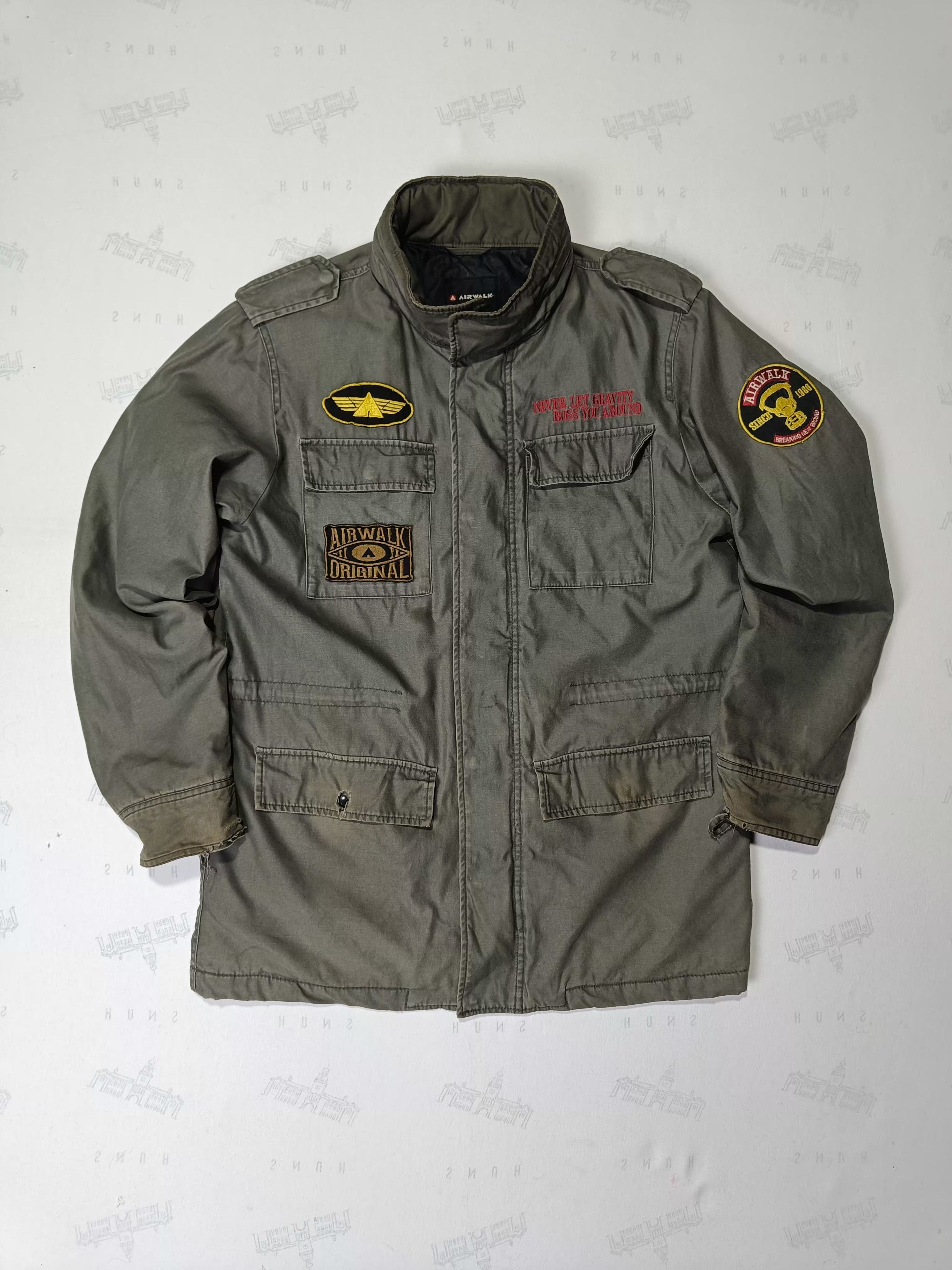 Airwalk Vintage AIRWALK M65 Military Patches Jacket Size US L / EU 52-54 / 3 - 6 Thumbnail