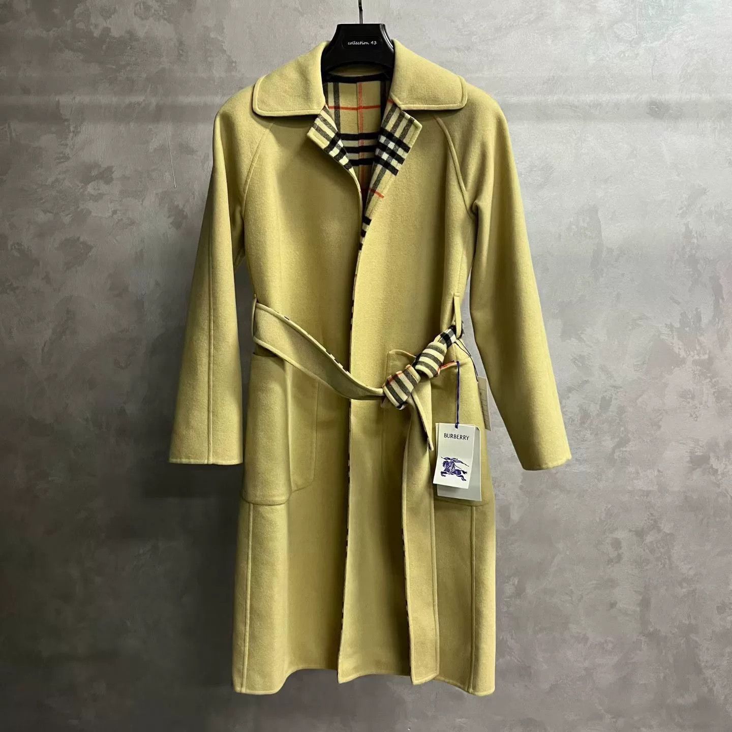 Burberry Burberry Linen Plaid Coat S Women Size S / US 4 / IT 40 - 1 Thumbnail