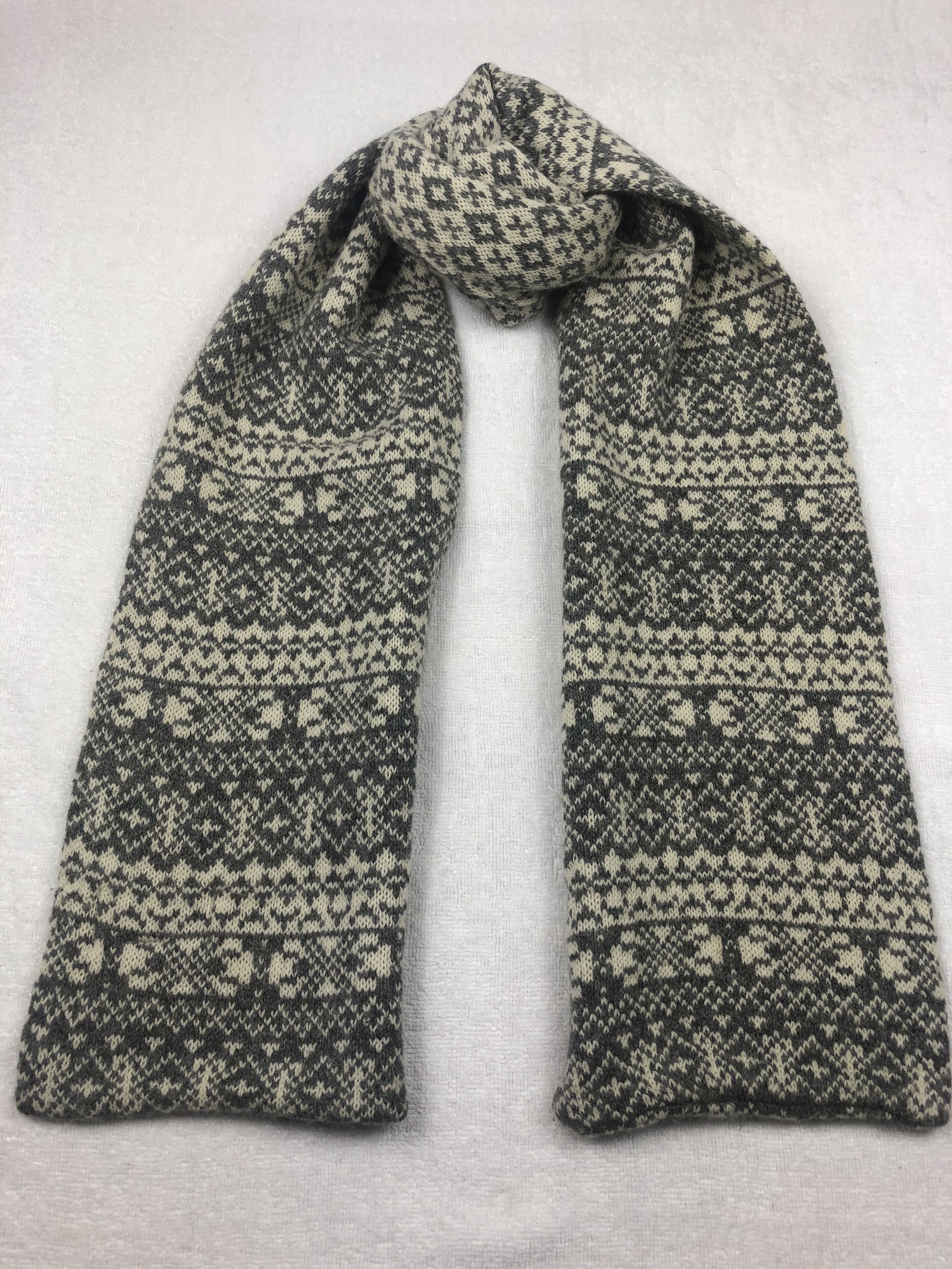 SHIPS Robert Sim For SHIPS Scarf / Muffler / Neckwear Size ONE SIZE - 7 Thumbnail