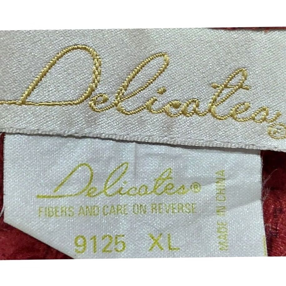Vintage Delicates Top Womens XL Red Silk Floral Camisole Sleeveless Neck Women Size Size XL / US 12-14 / IT 48-50 - 5 Thumbnail