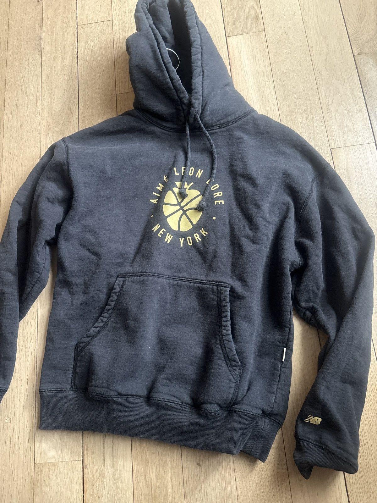 Aime Leon Dore Aime leon dore new balance collab black hooodie Size US S / EU 44-46 / 1 - 1 Thumbnail