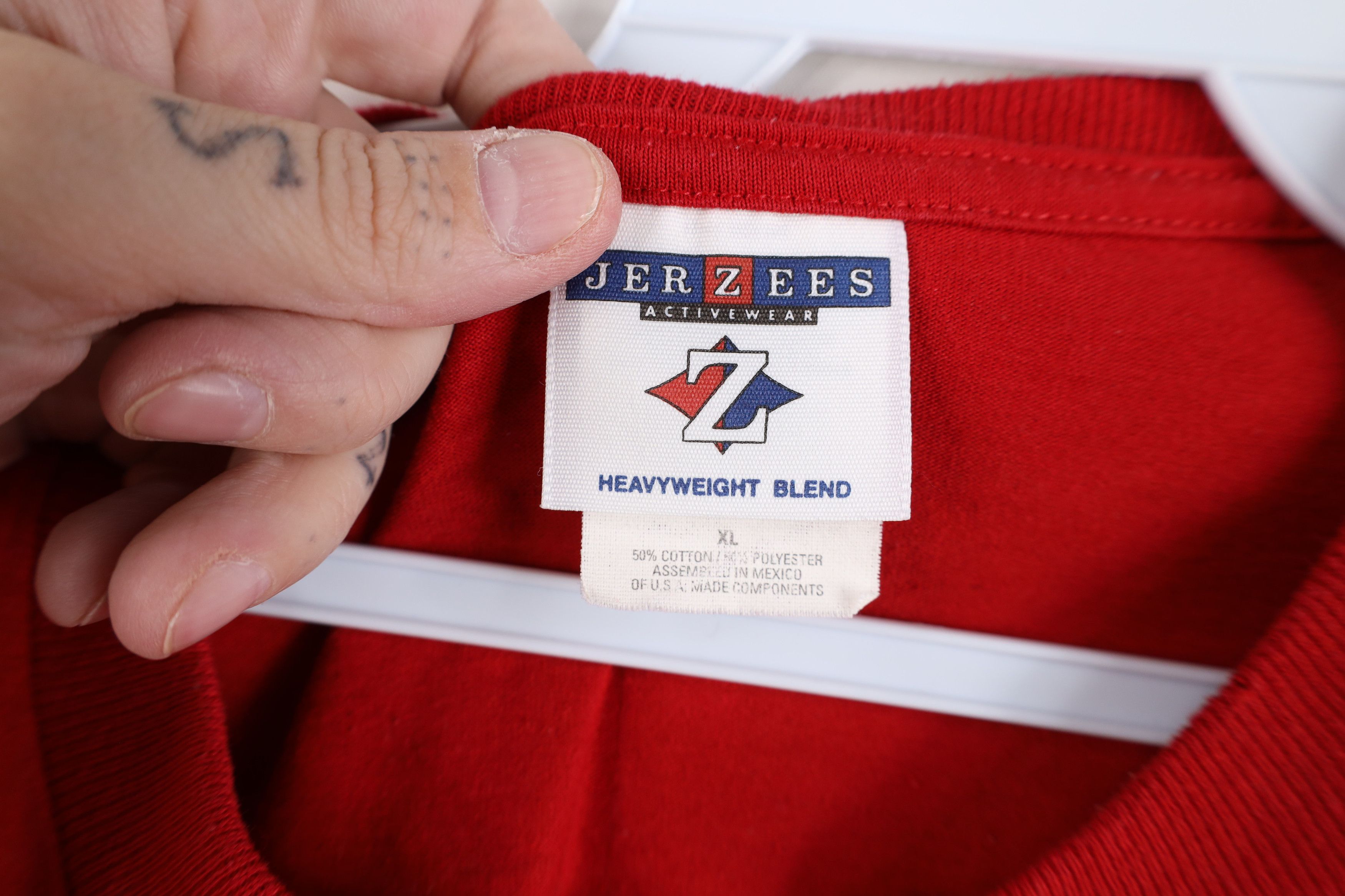 Vintage Vintage 90s Streetwear Heavyweight Short Sleeve T-Shirt Red Size US XL / EU 56 / 4 - 7 Thumbnail
