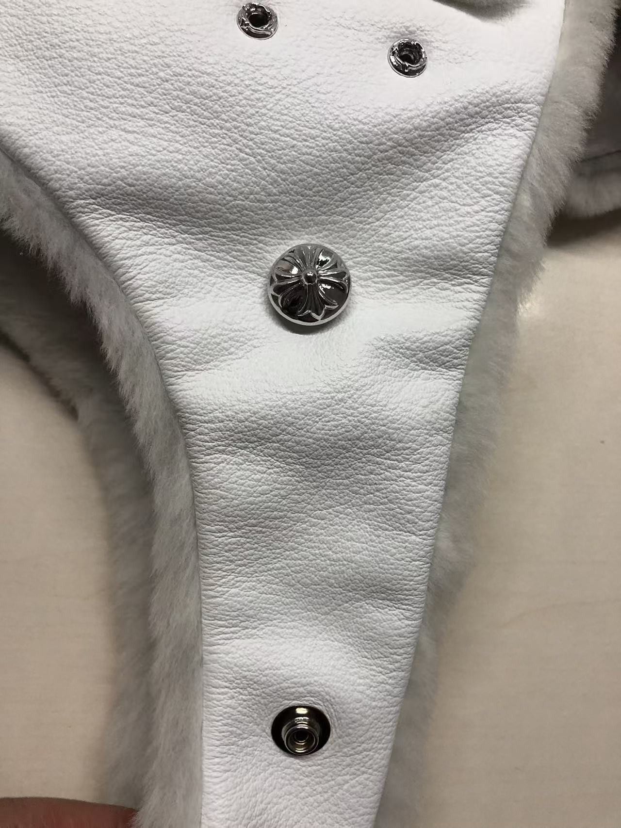 Chrome Hearts Chrome Hearts Silver Button White Fur Hat With Ear Flaps Size ONE SIZE - 6 Thumbnail