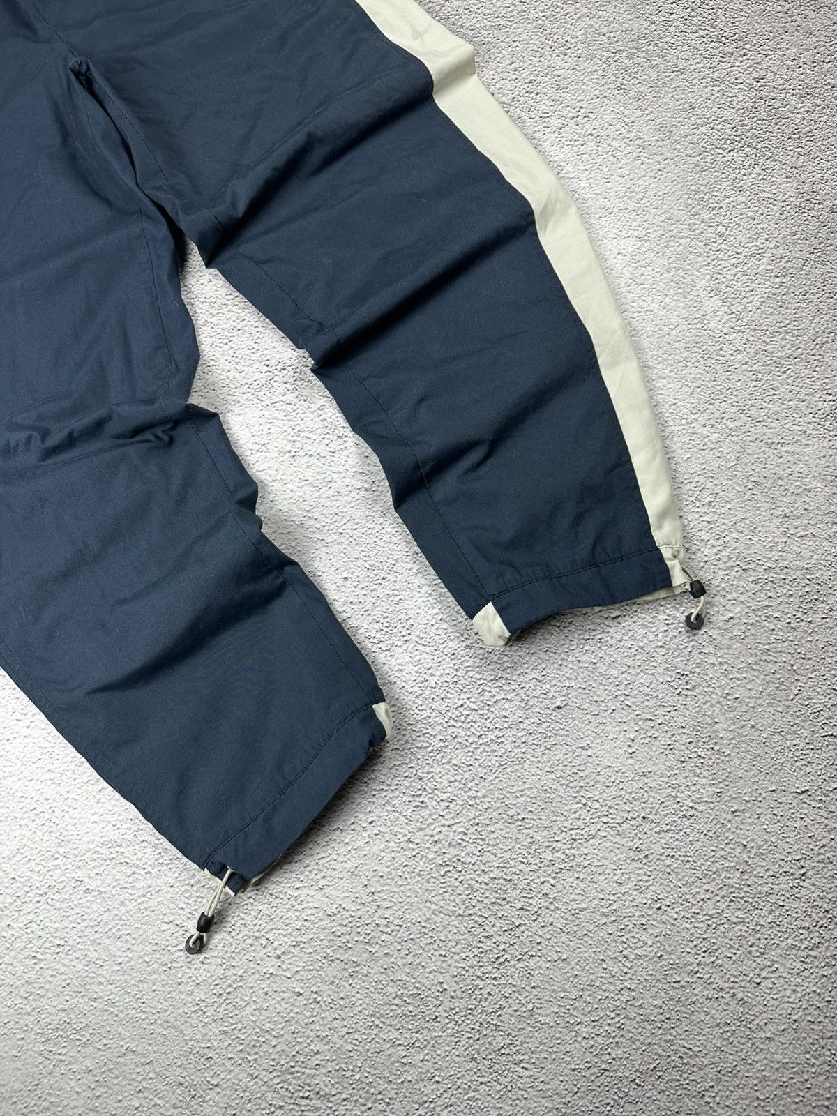 Nike Vintage Nike Nylon Track Pants Drill Y2K Style Baggy Size US 32 / EU 48 - 5 Thumbnail