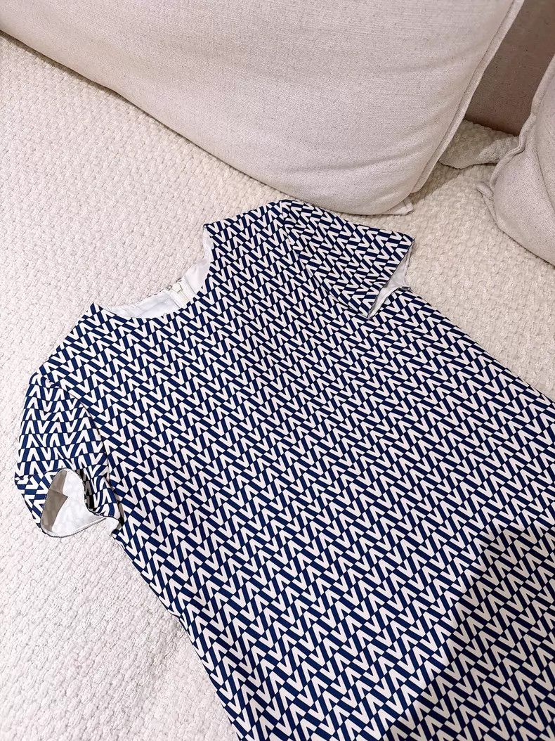 Valentino Valentino Blue and white full logo dress Size M / US 6-8 / IT 42-44 - 2 Thumbnail