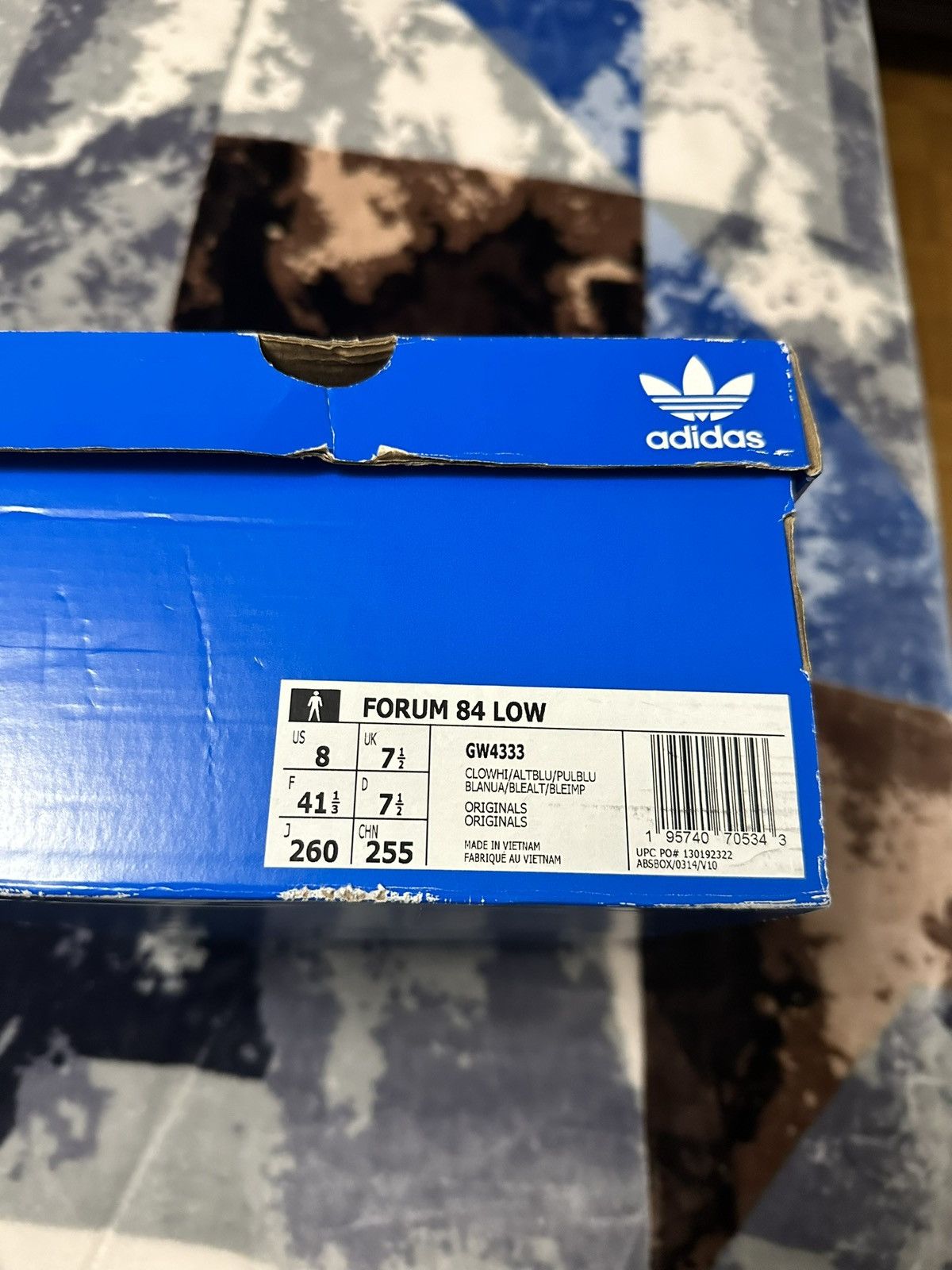 Adidas ADIDAS WHITE BLUE Size US 8 / EU 41 - 12 Thumbnail