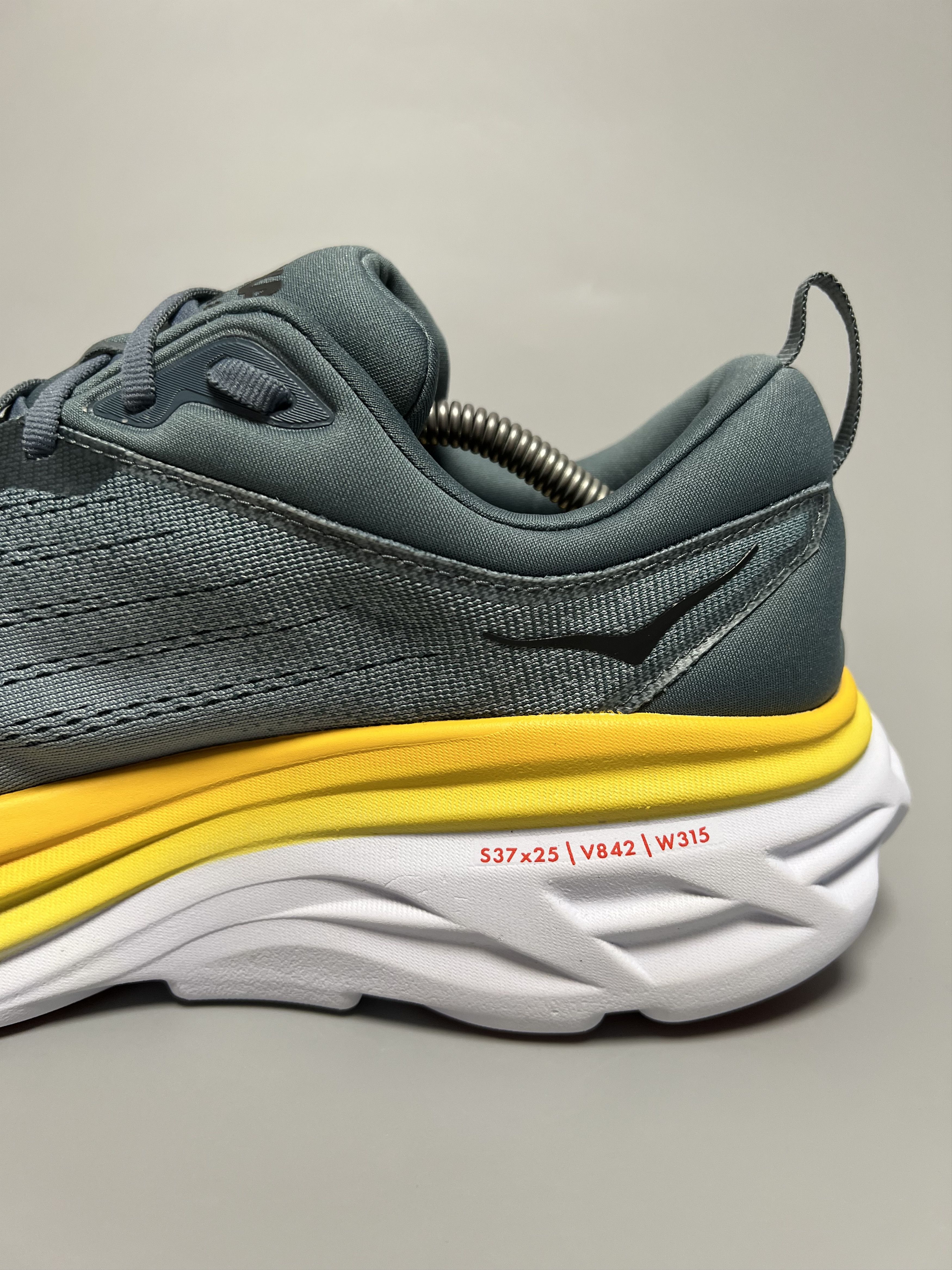 Hoka 10 EE Hoka One One Bondi 8 Wide Running Shoes Gym Walking Size US 10 / EU 43 - 11 Thumbnail