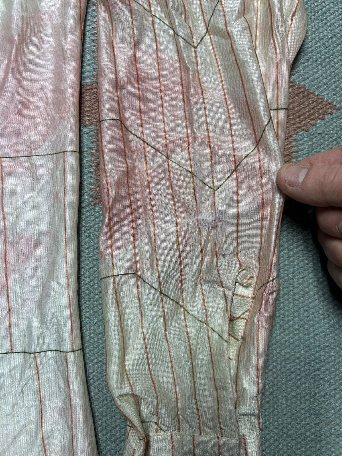 Vintage Vtg 70s button shirt abstract dagger collar distress medium Size US M / EU 48-50 / 2 - 3 Thumbnail
