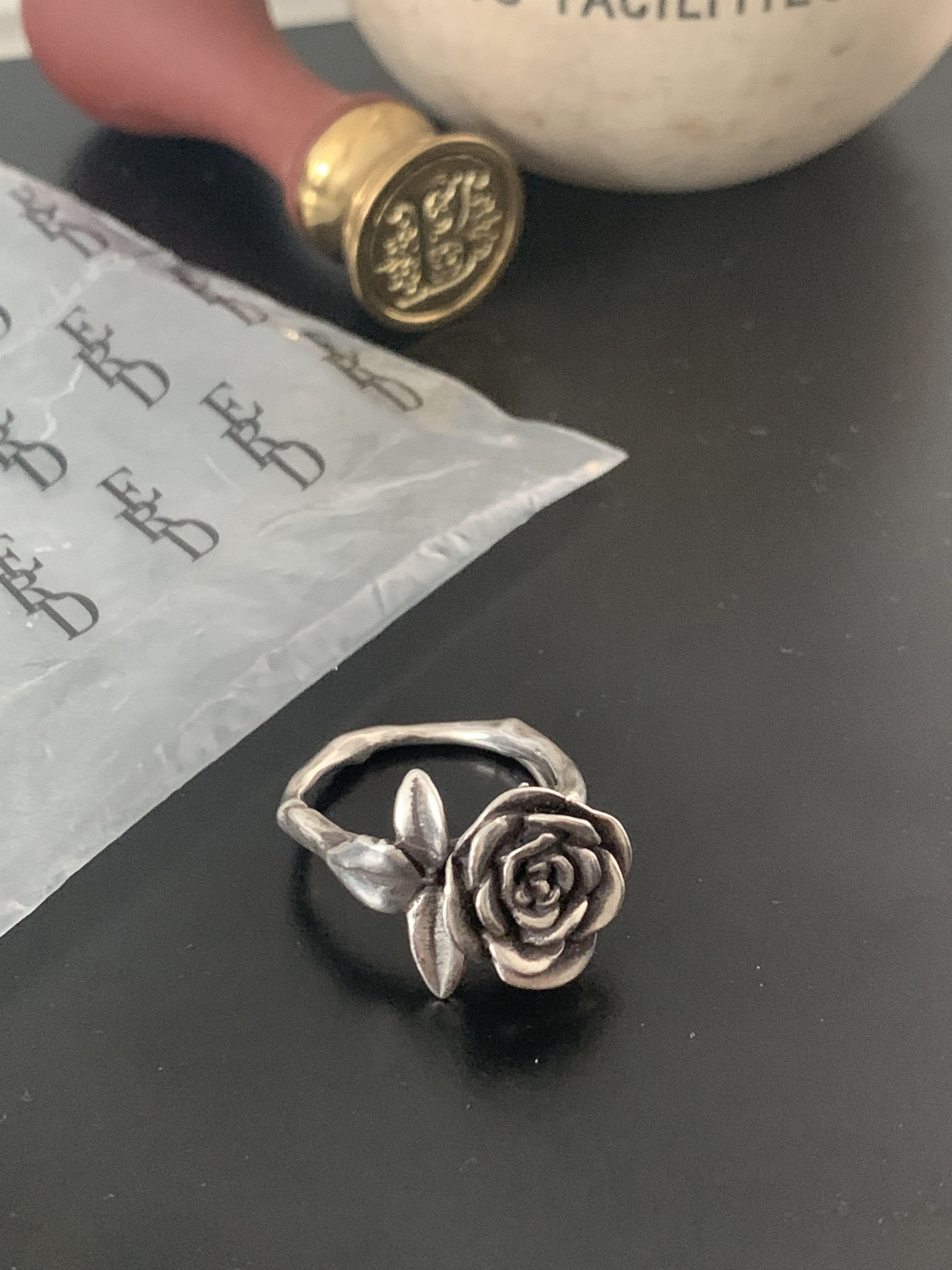 【関税込み】Enfants Riches Deprimes Rose リング Enfants Riches Déprimés: Rose Ring | SSENSE